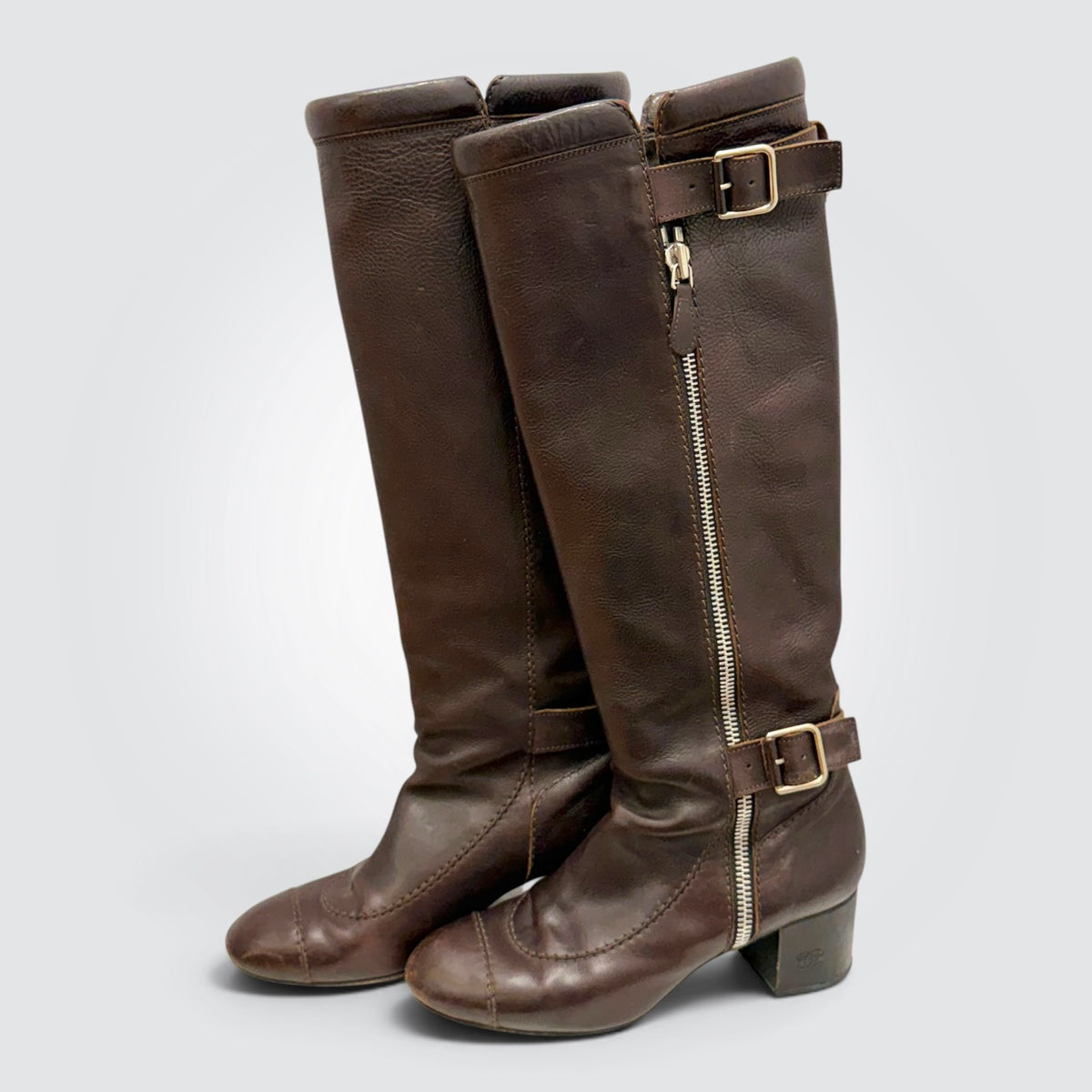 Pre-Owned Chanel Dark Brown Leather Riding Boots