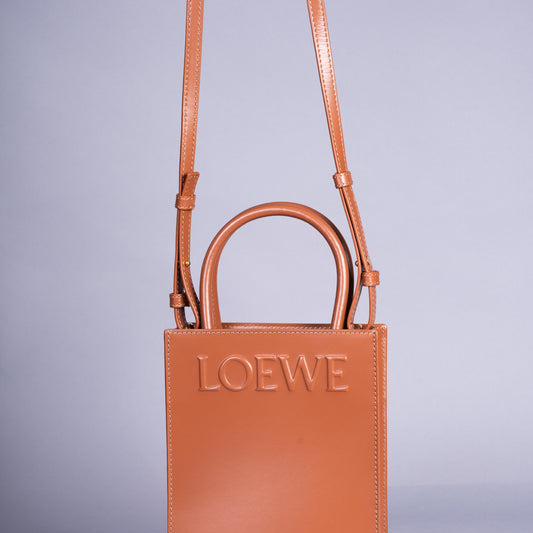Pre-Owned Loewe Standard A5 Tote Bag