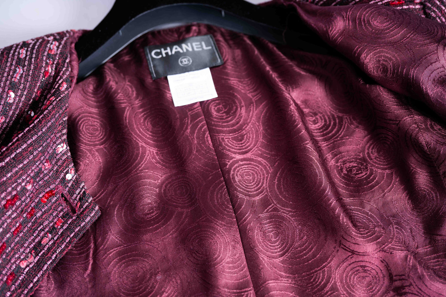 Pre-Owned Chanel Patterned Tweed Jacket (48)