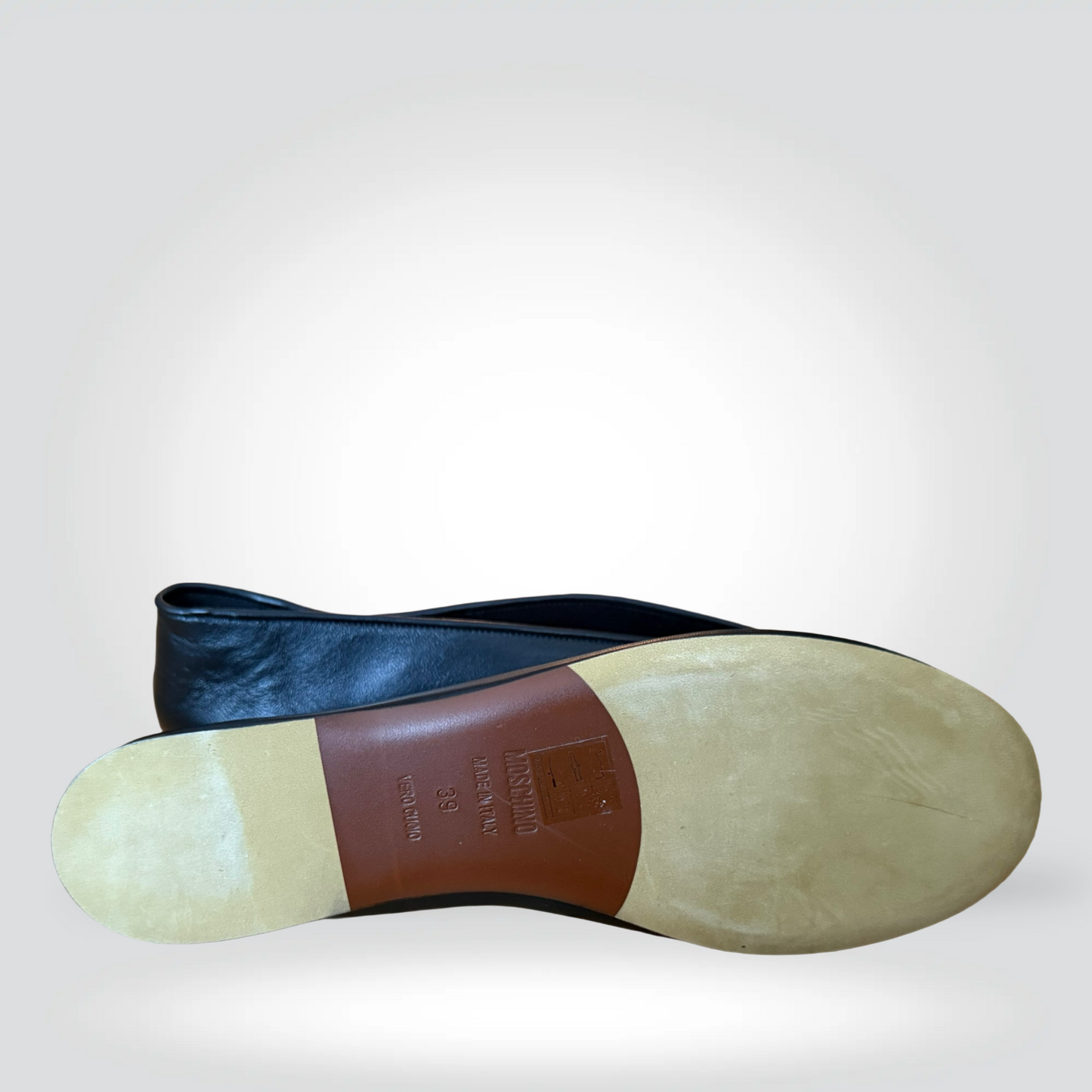 Pre-Owned Moschino Black Leather Round Toe Slip-On Flat — Size 39 — Pristine | Style Reissue Vancouver