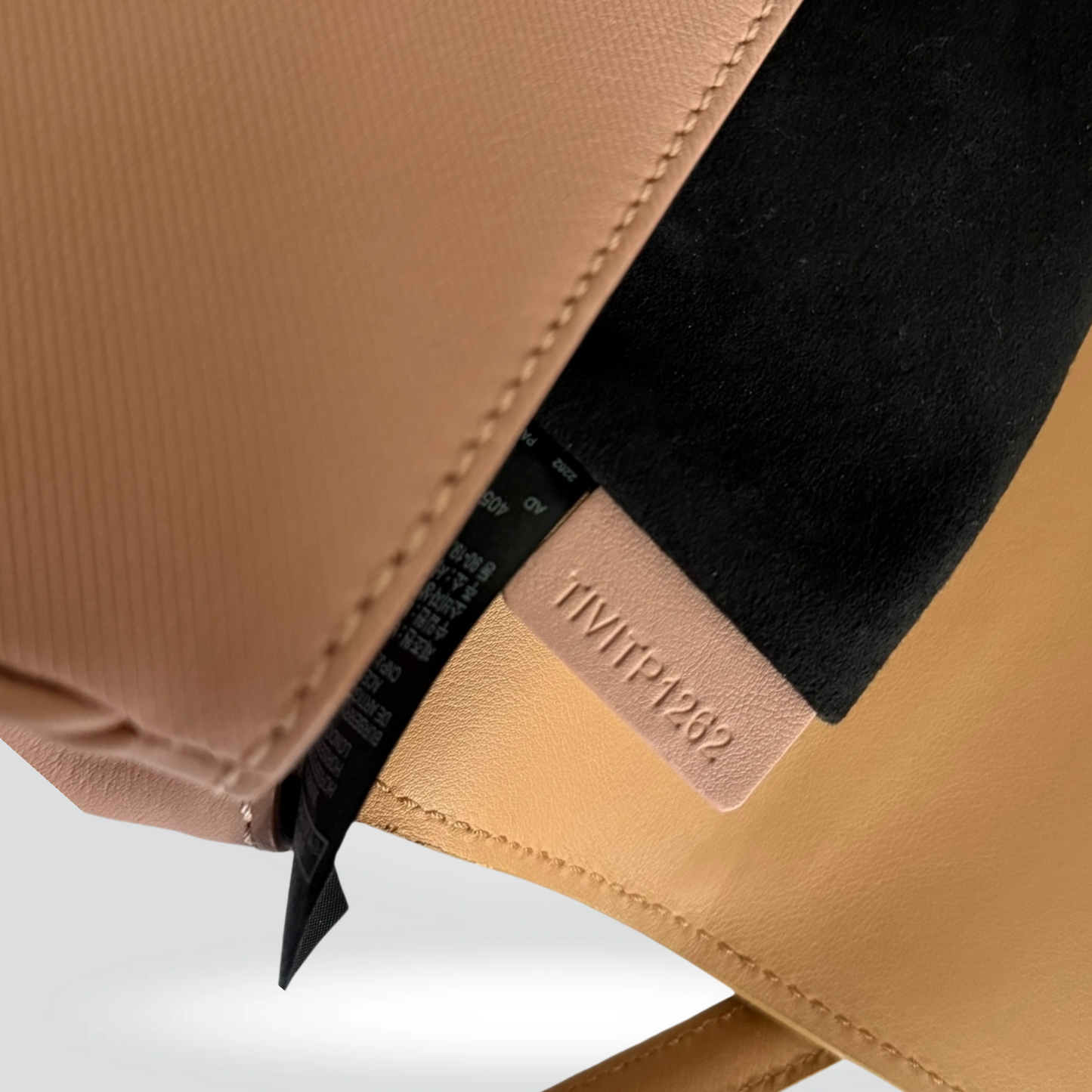 Pre-Owned Burberry DK88 Trench Calfskin Top Handle Bag Gold Turn-Lock Hardware Blush Beige — Excellent | Style Reissue Vancouver