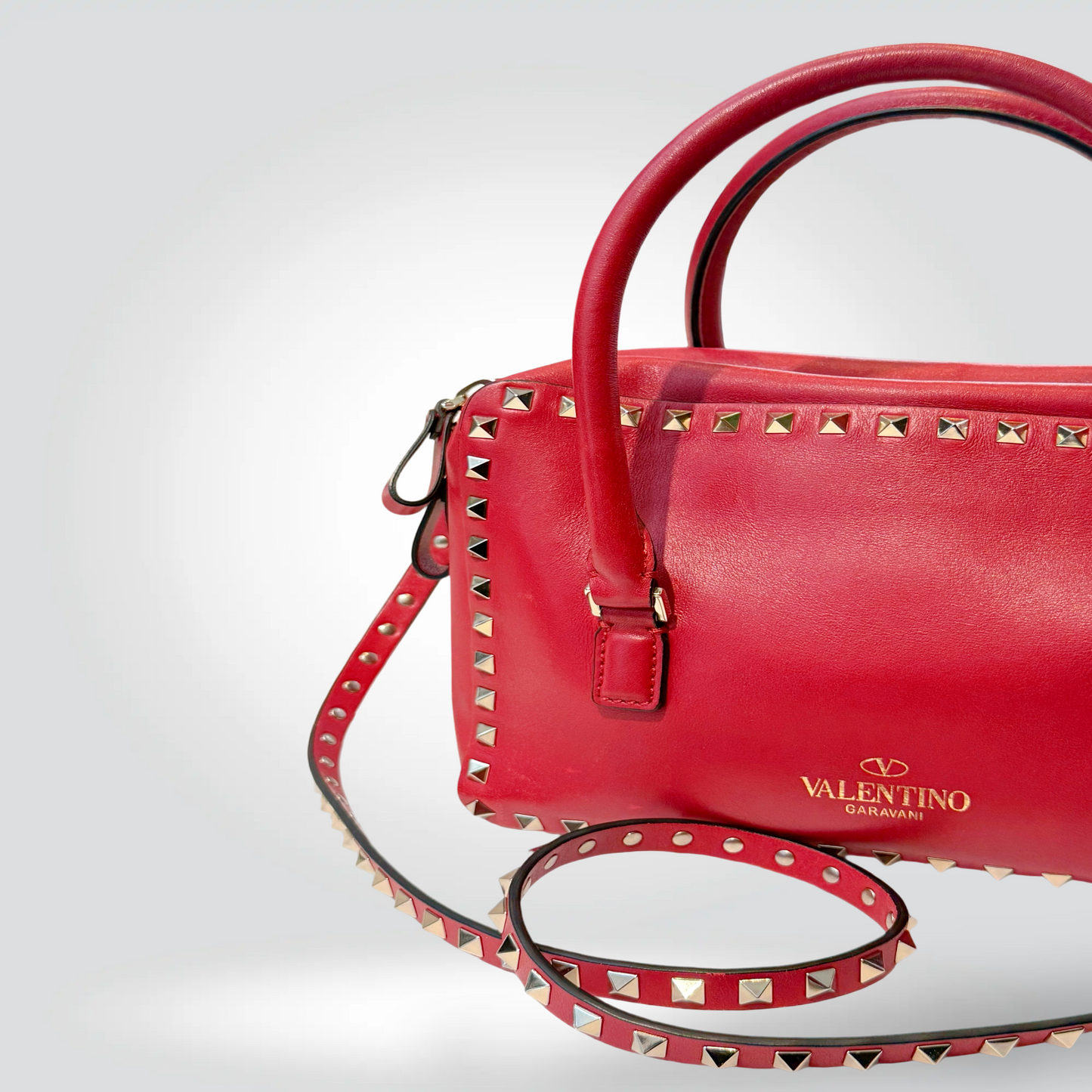 Pre-Owned Valentino Rockstud Red Leather Boston Top Handle Crossbody Bag Gold Hardware — Very Good | Style Reissue Vancouver