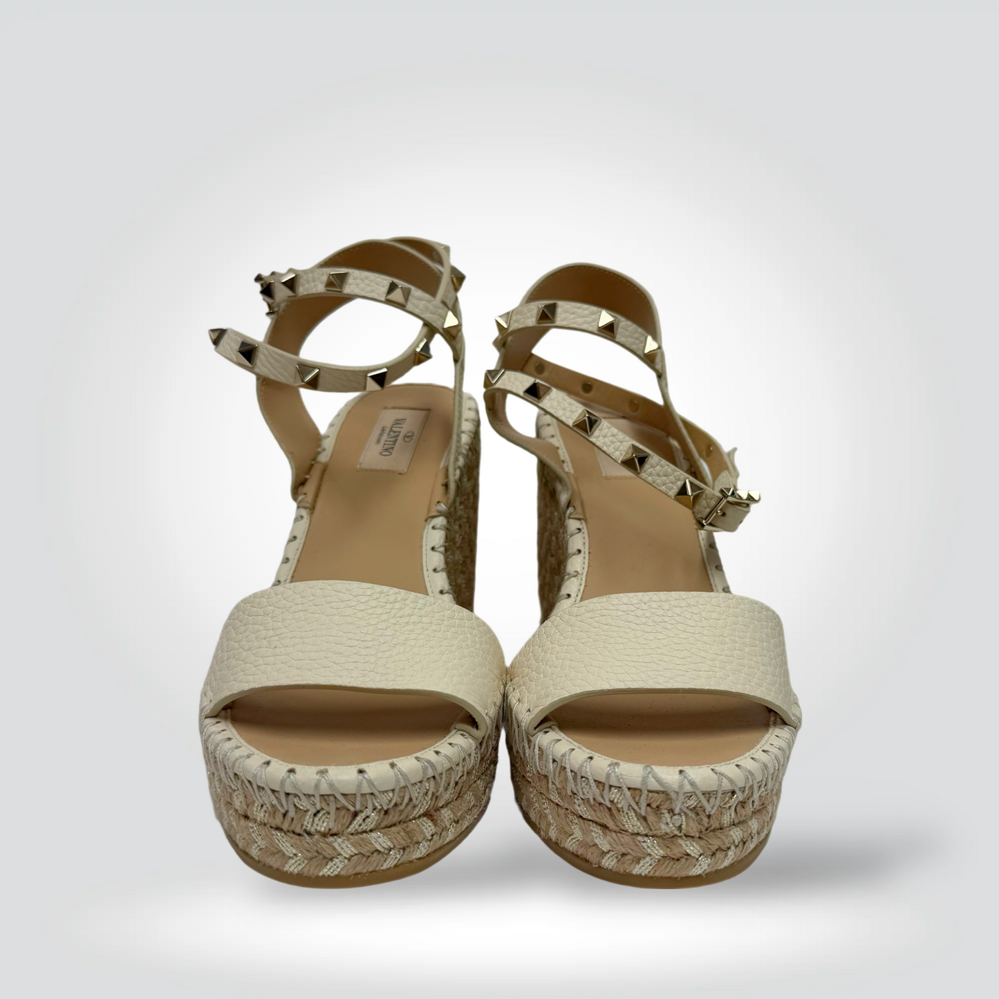 Pre-Owned Valentino Garavani Rockstud espadrille platform wedge sandals cream ivory leather pyramid studs — Style Reissue Vancouver
