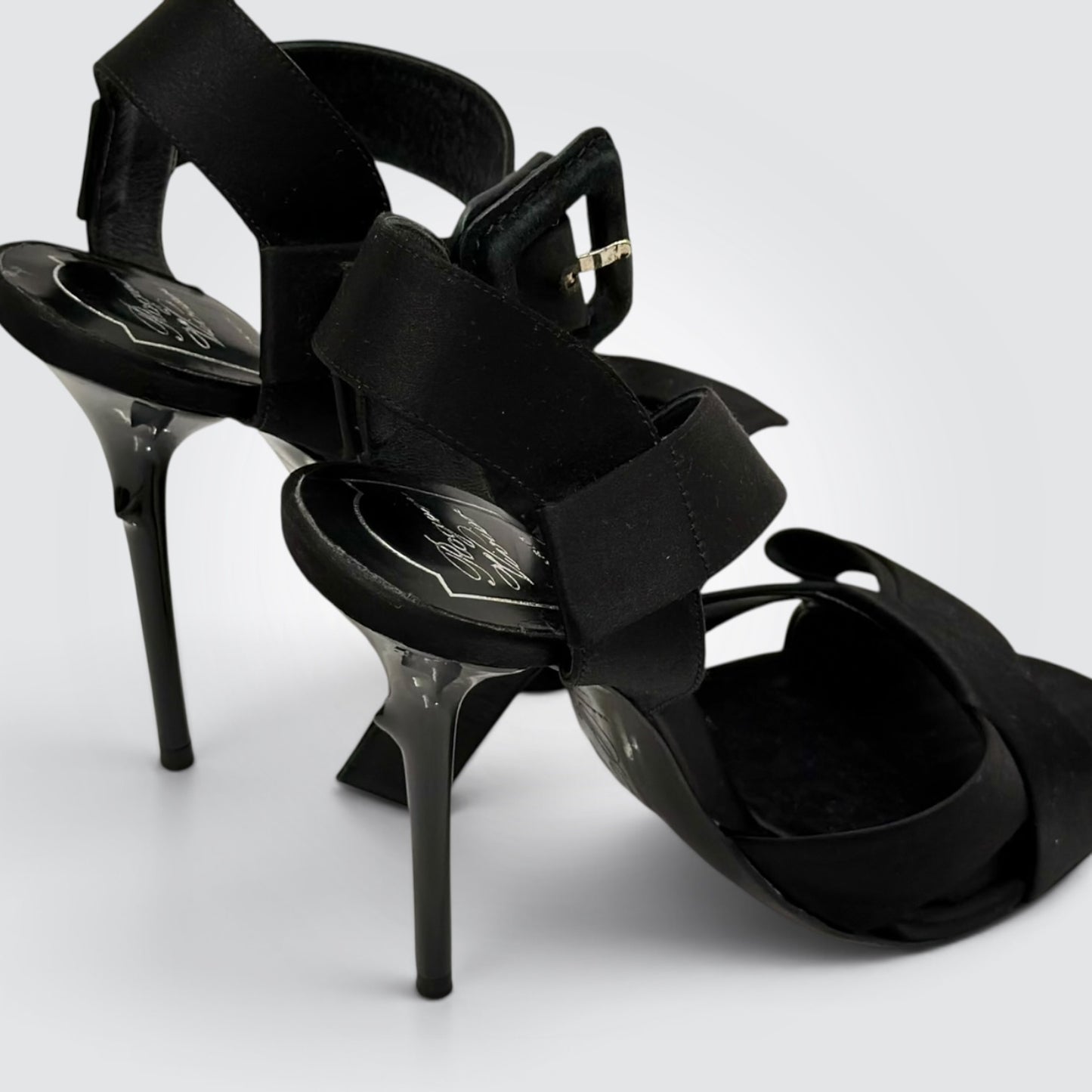 Pre-Owned Roger Vivier Black Satin Knot-Toe Sandals with Buckle Ankle Strap