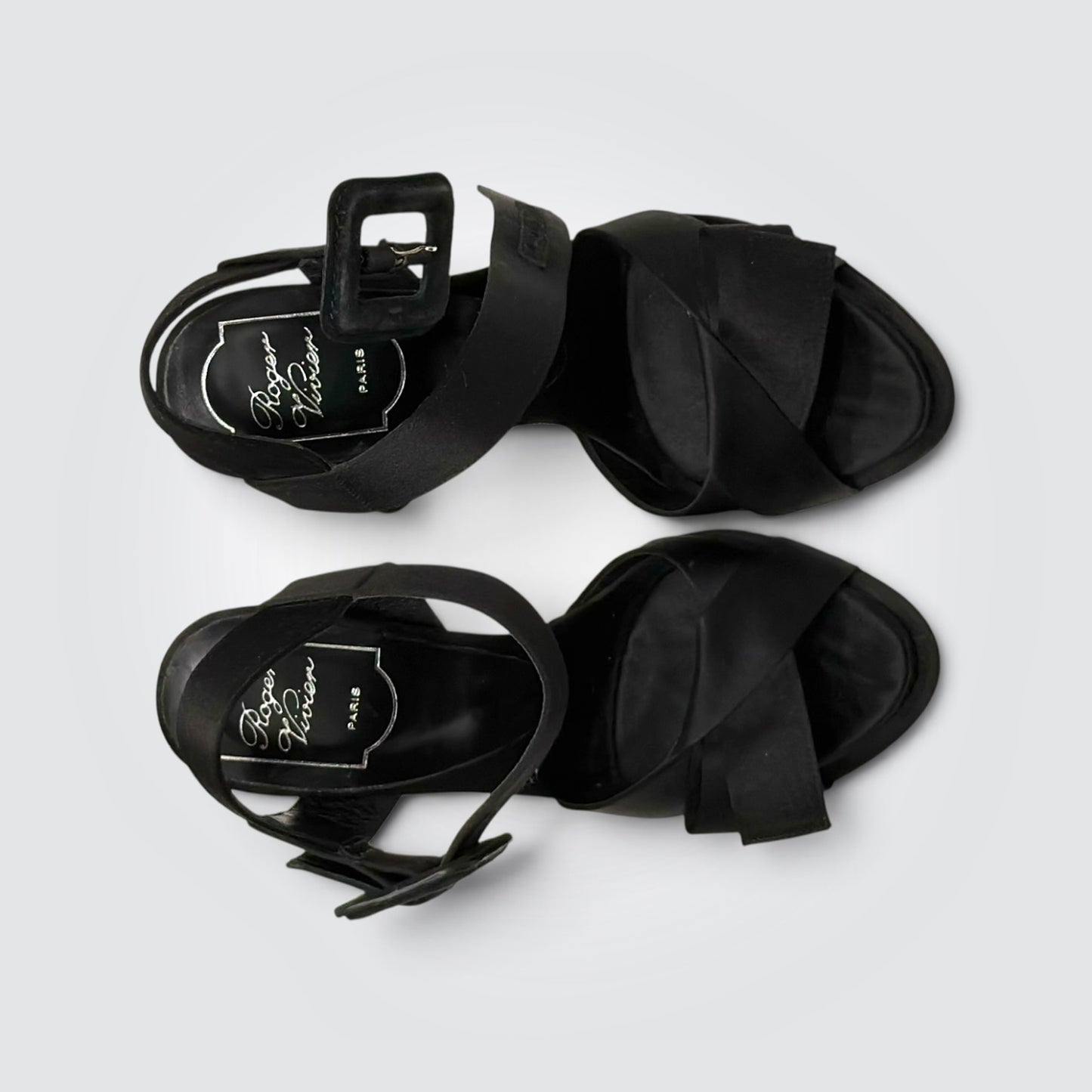 Pre-Owned Roger Vivier Black Satin Knot-Toe Sandals with Buckle Ankle Strap