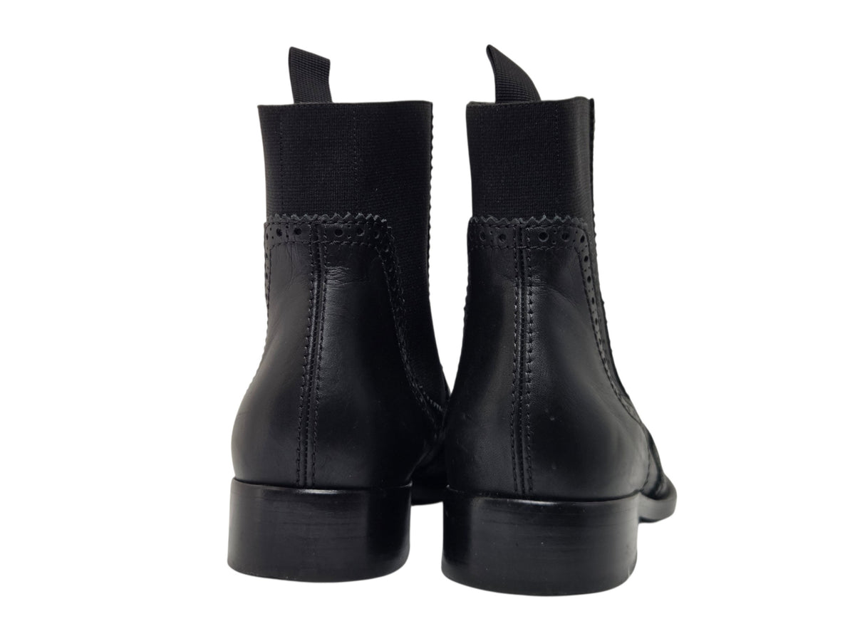 Pre-Owned Balenciaga Black Leather Wingtip Brogue Chelsea Boots — Size 38.5