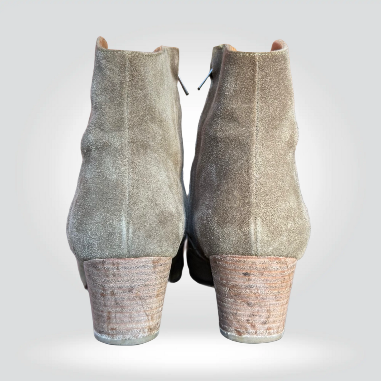 Isabel Marant Dicker Boots Grey Khaki Suede Stacked Wooden Heel Ankle Boot — Size 39—Good  | Style Reissue Vancouver