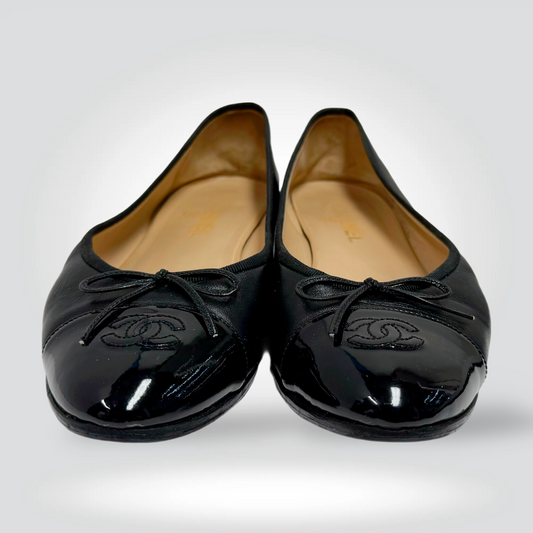 Chanel Classic Ballet Flats Black Lambskin Patent CC Toe Cap Grosgrain Bow — Size 41 Good| Style Reissue Vancouver