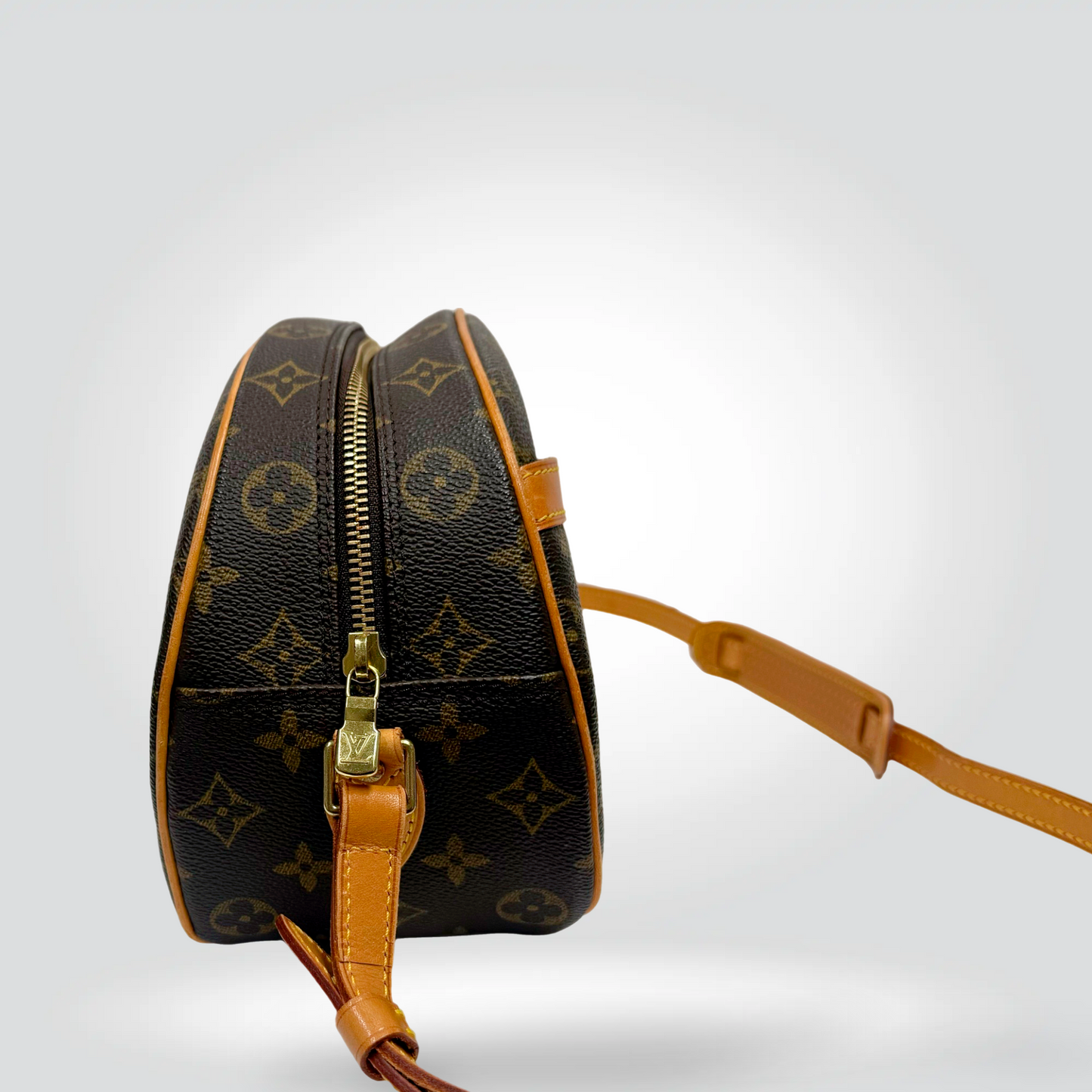 PreOwned Louis Vuitton Blois Monogram Canvas Oval Crossbody Bag Vachetta Leather Discontinued — Excellent | Style Reissue Vancouver
