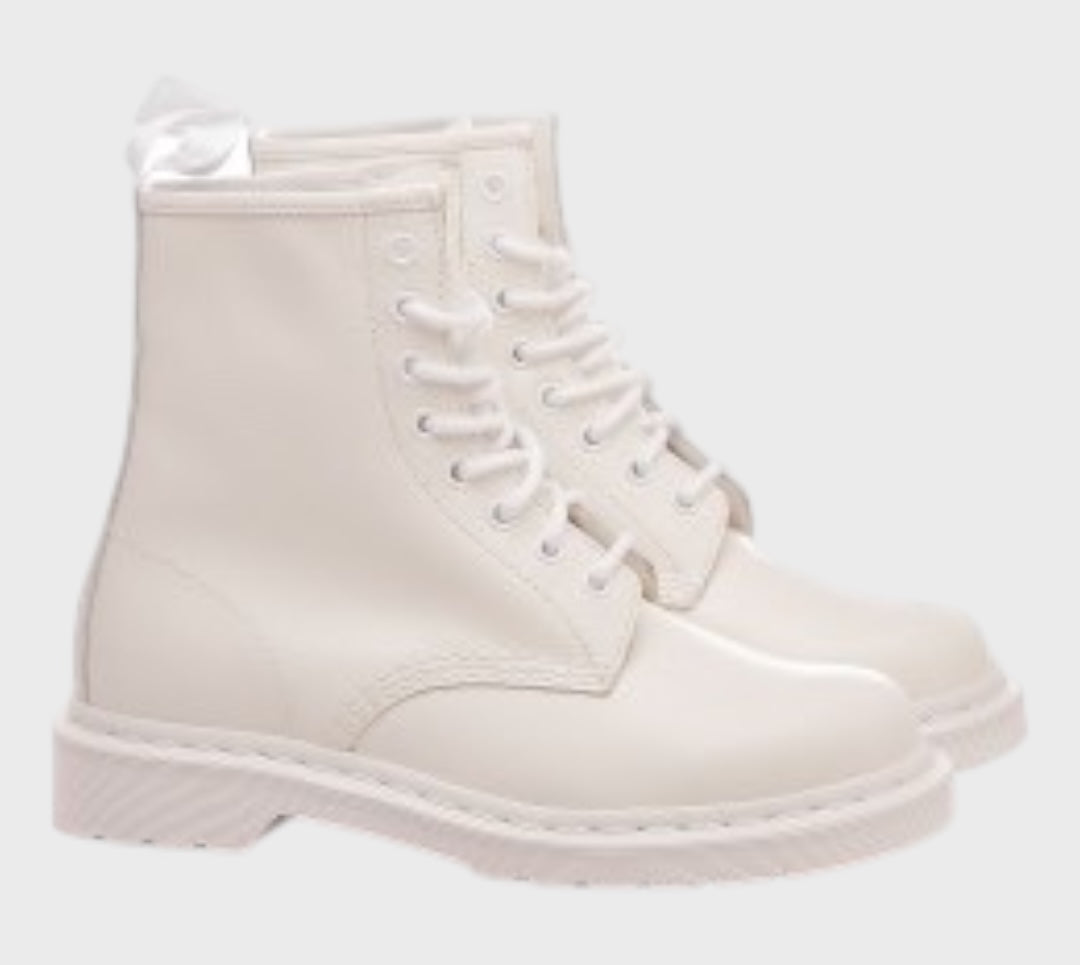 Doc Martens Mono White Smooth 1460 size 9