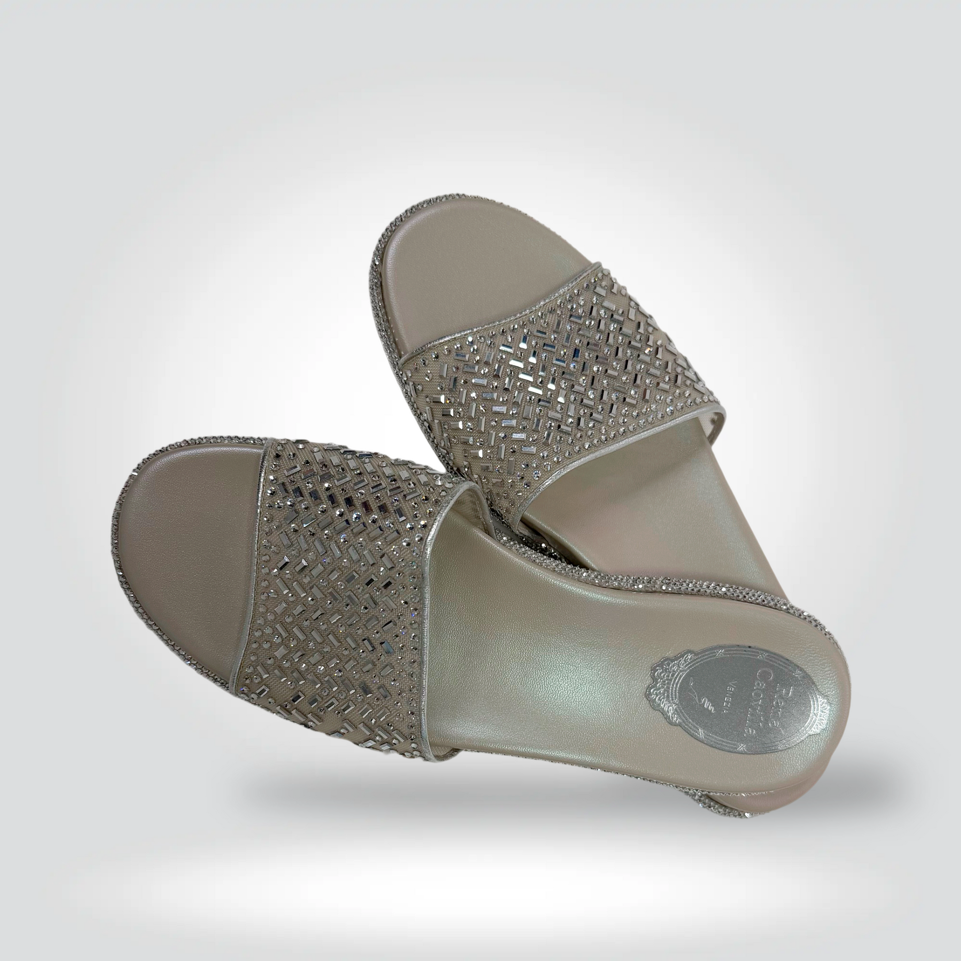 Pre-Owned René Caovilla silver embellished woven cut-out slide sandals flat leather sole — Style Reissue Vancouver
