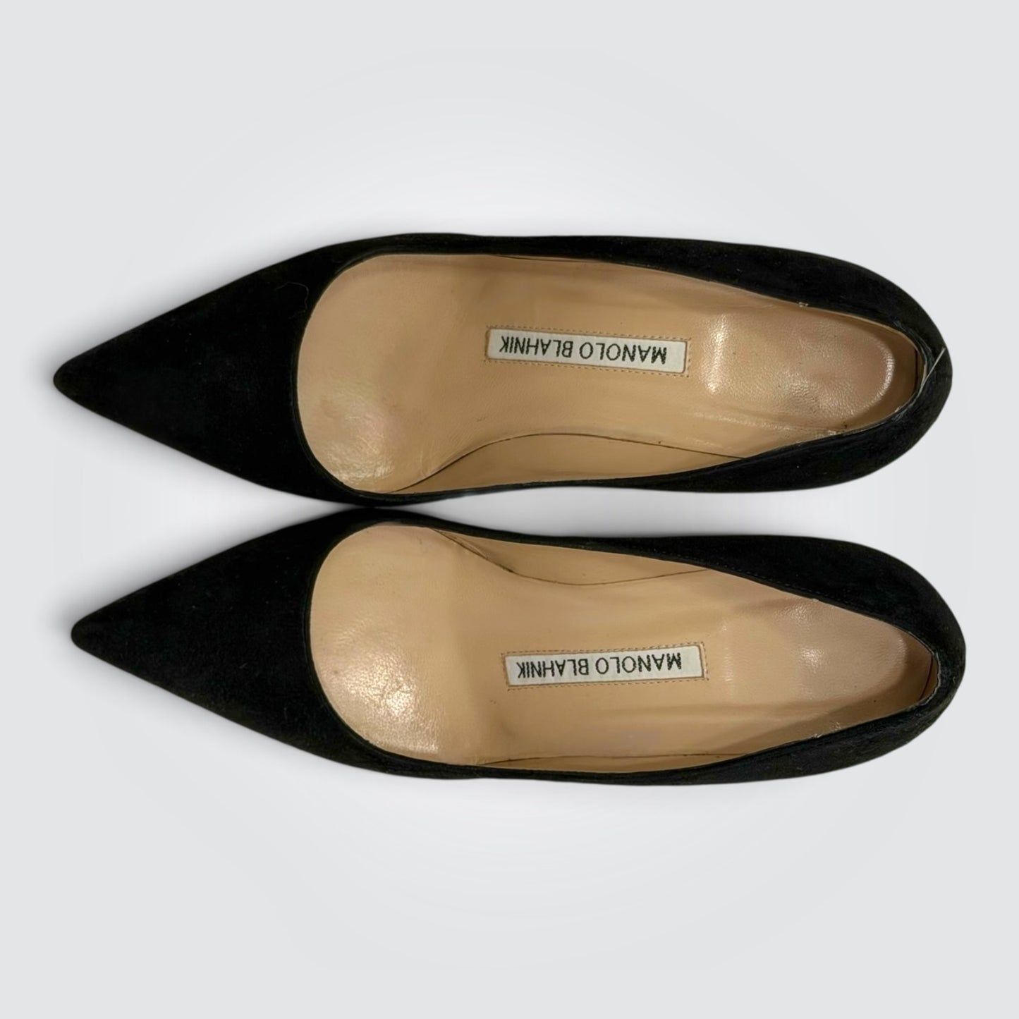 Pre-Owned Manolo Blahnik BB Black Suede Kitten Heel Pumps