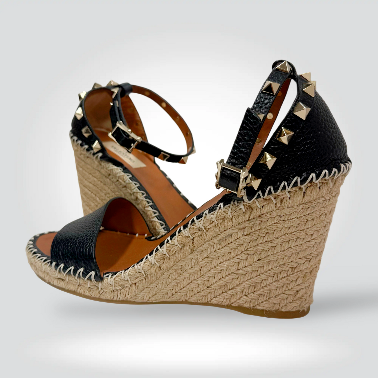 Valentino Garavani Rockstud Espadrille Platform Sandals Black Leather Jute Sole — Size 39— [Condition] | Style Reissue Vancouver