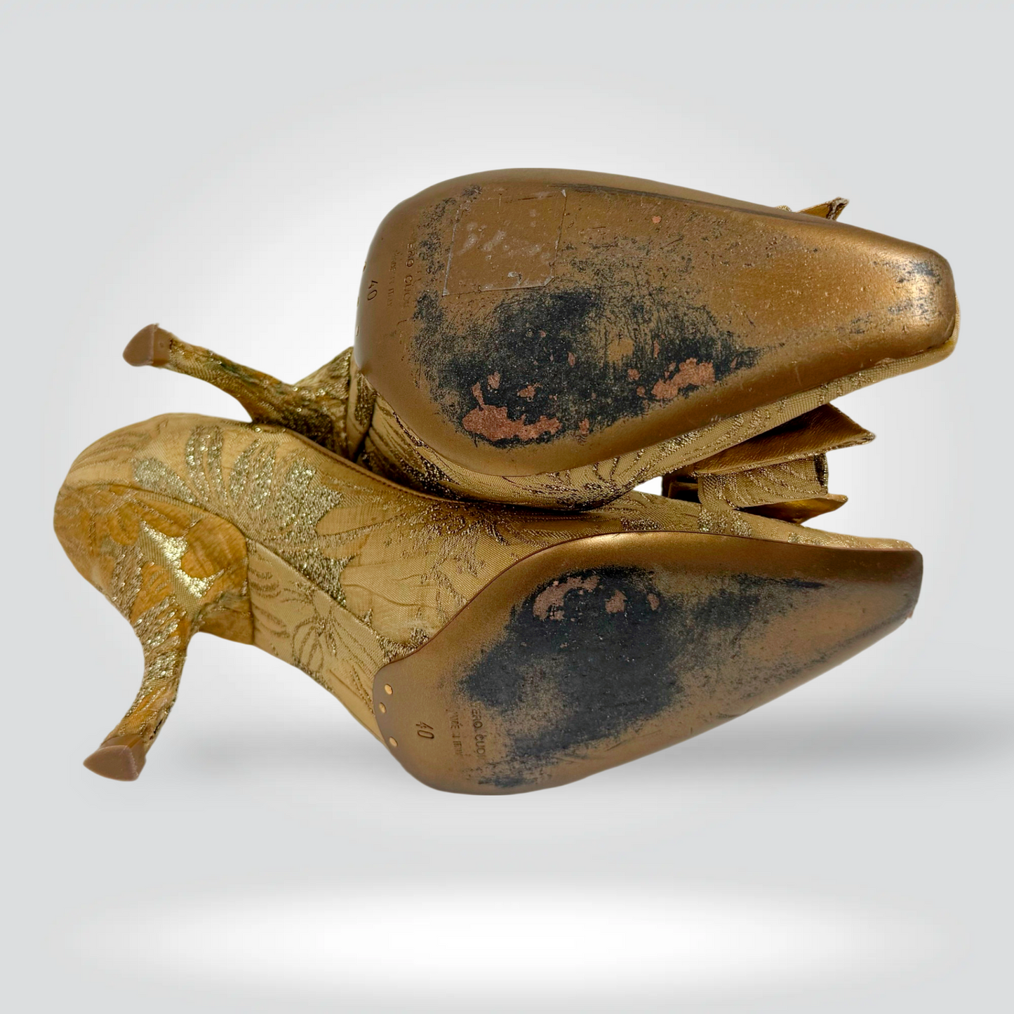 Pre-Owned Dolce & Gabbana gold brocade glitter bow pointed toe pump 4 inch heel — Style Reissue Vancouver