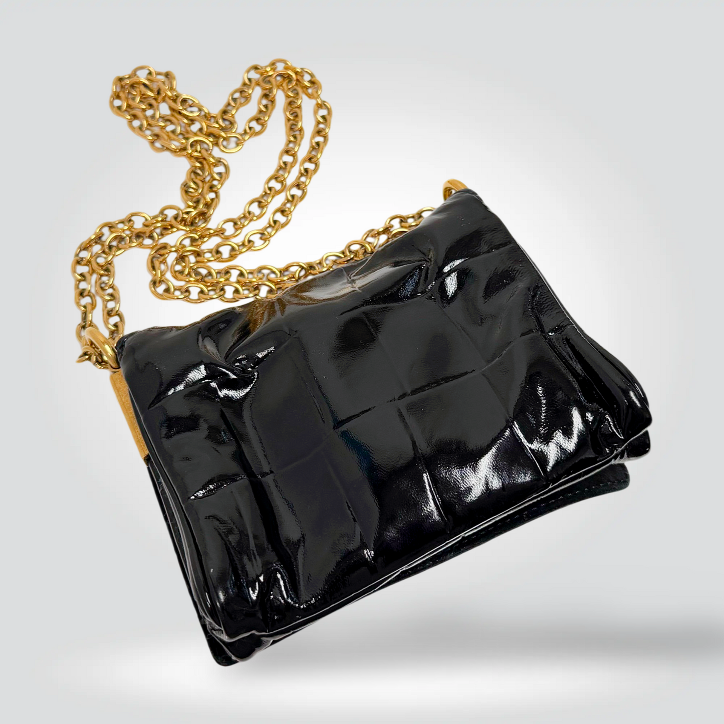 Saint Laurent Croc Embossed Patent Leather Chain Bag Black Gold Turn Lock Clasp — Very Good  | Style Reissue Vancouver