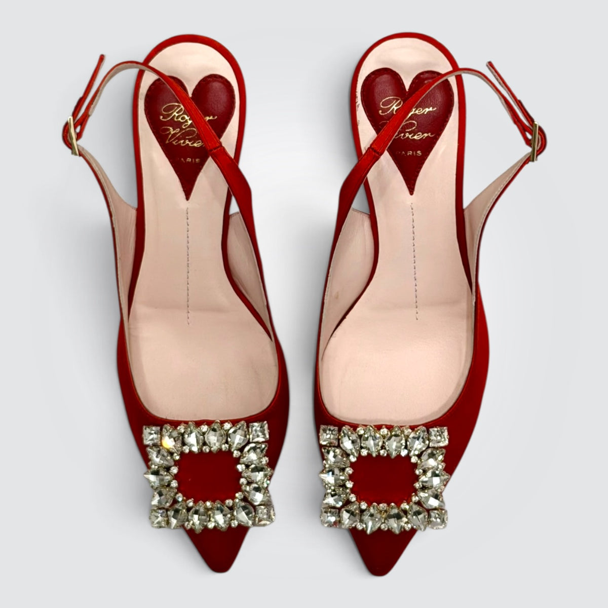 Pre-Owned Roger Vivier Efflorescence Red Satin Crystal Buckle Slingback Pumps