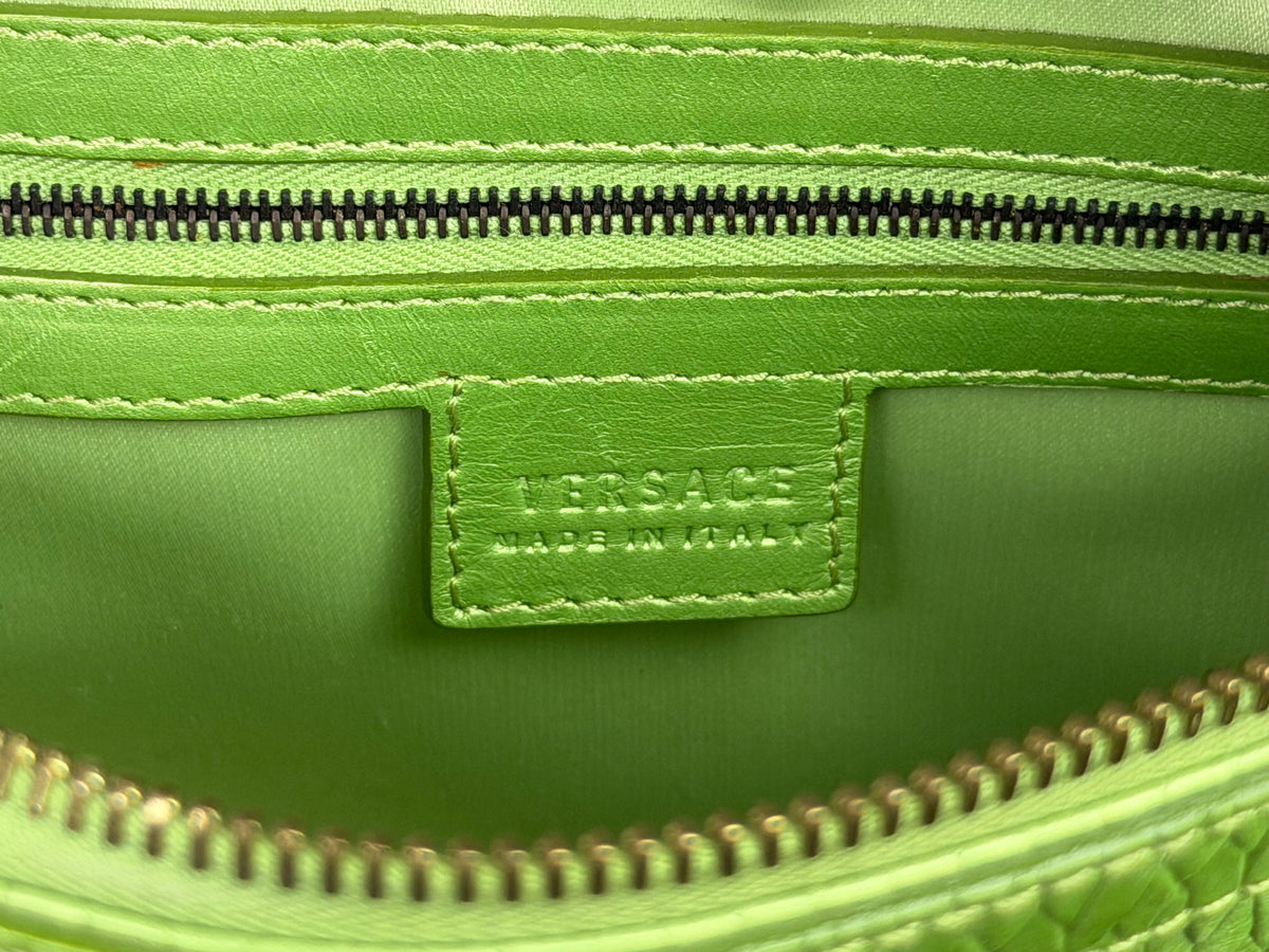 Pre-Owned Versace Green Textured Leather Medusa Doctor Satchel Handbag – Gold-Tone Hardware