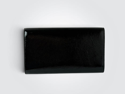 Pre-Owned Yves Saint Laurent Belle de Jour Crinkled Patent Leather Clutch with Stitched YSL Monogram