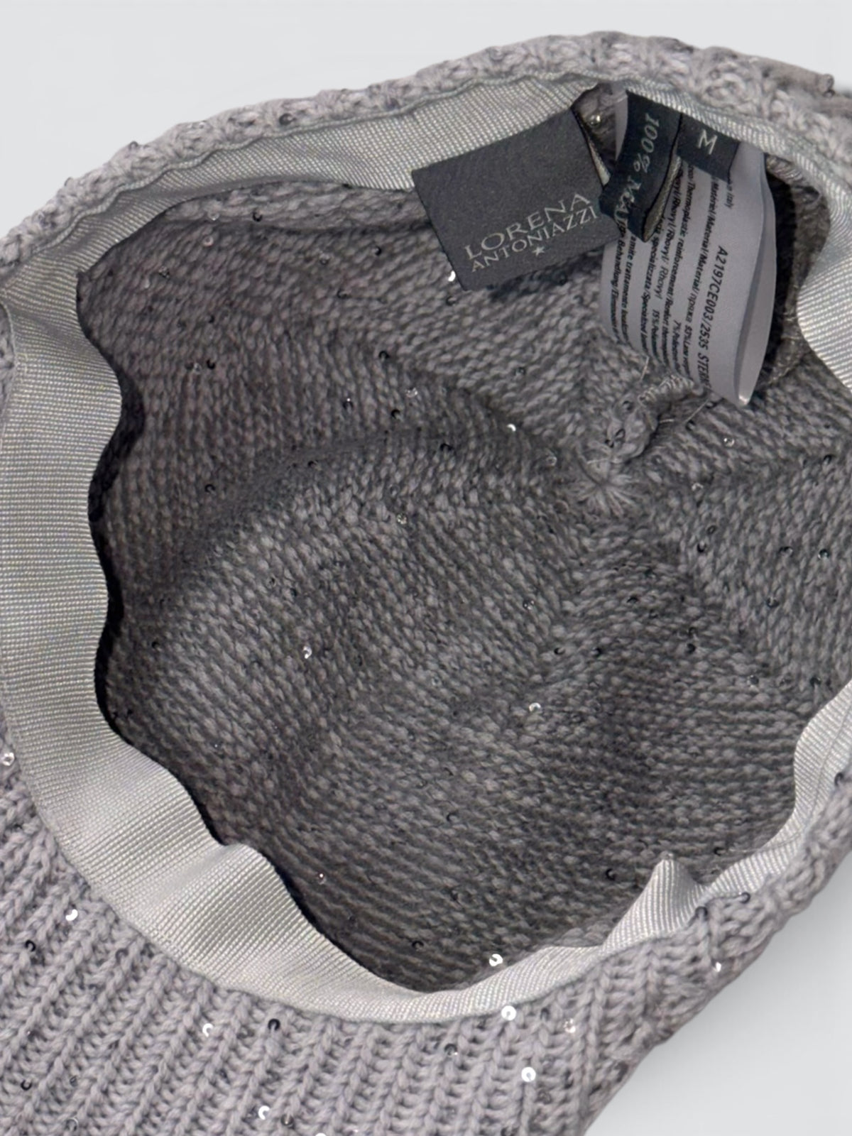 Pre-Owned Lorena Antoniazzi Grey Sequin-Embellished Wool-Blend Knit Cap – Silver Star Patch Logo