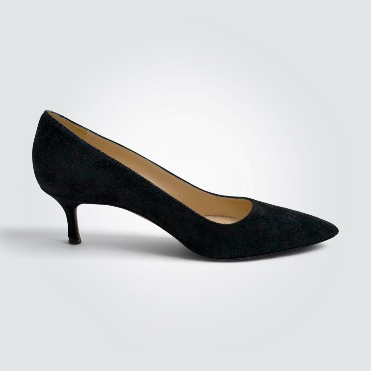 Pre-Owned Manolo Blahnik BB Black Suede Kitten Heel Pumps