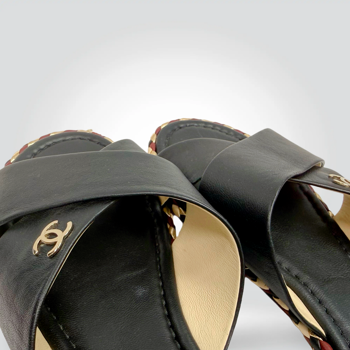 Pre-Owned Chanel Crossed Strap Slide Sandals Black  Leather CC Logo Braided Sole Trim — Size — Excellent  Style Reissue Vancouver