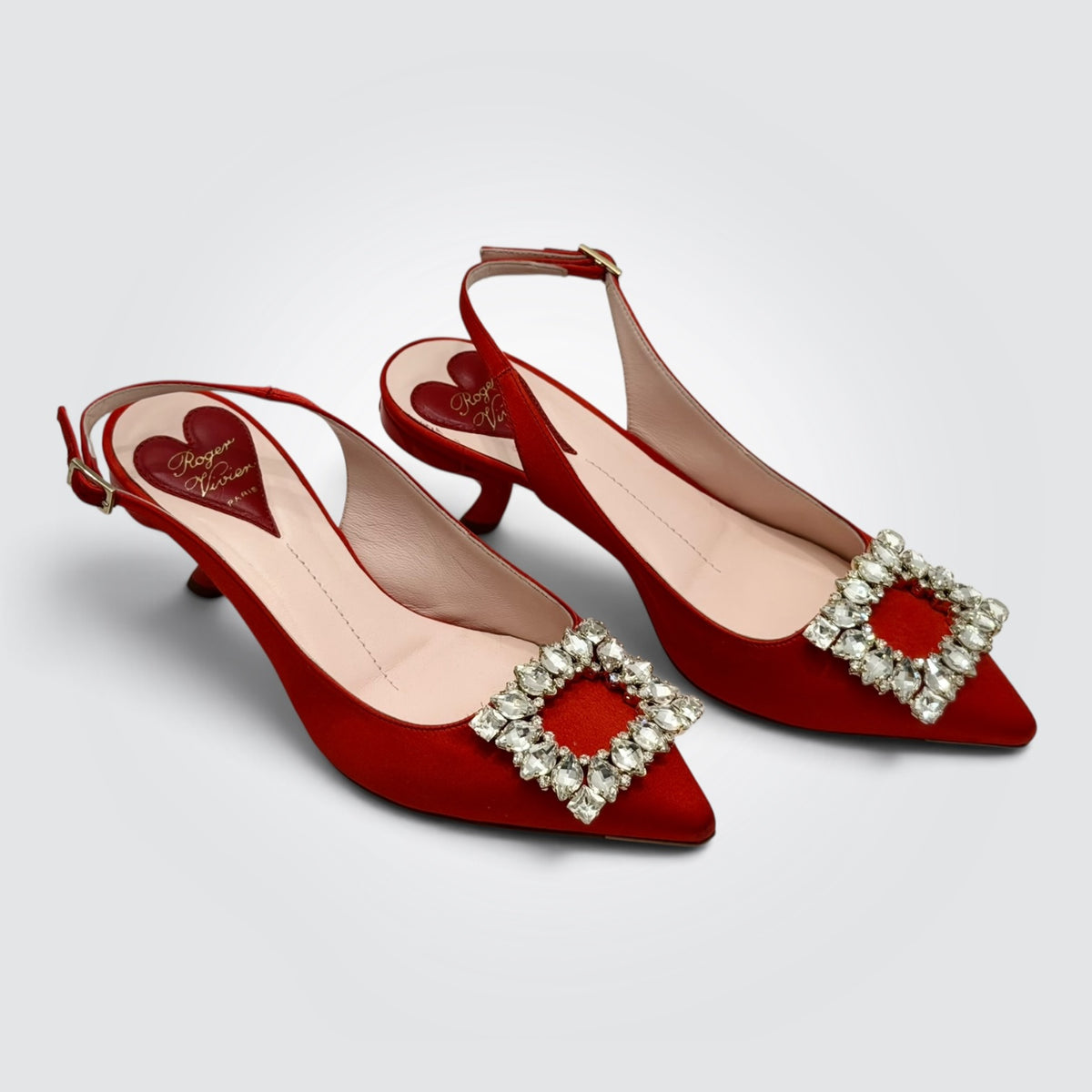 Pre-Owned Roger Vivier Efflorescence Red Satin Crystal Buckle Slingback Pumps
