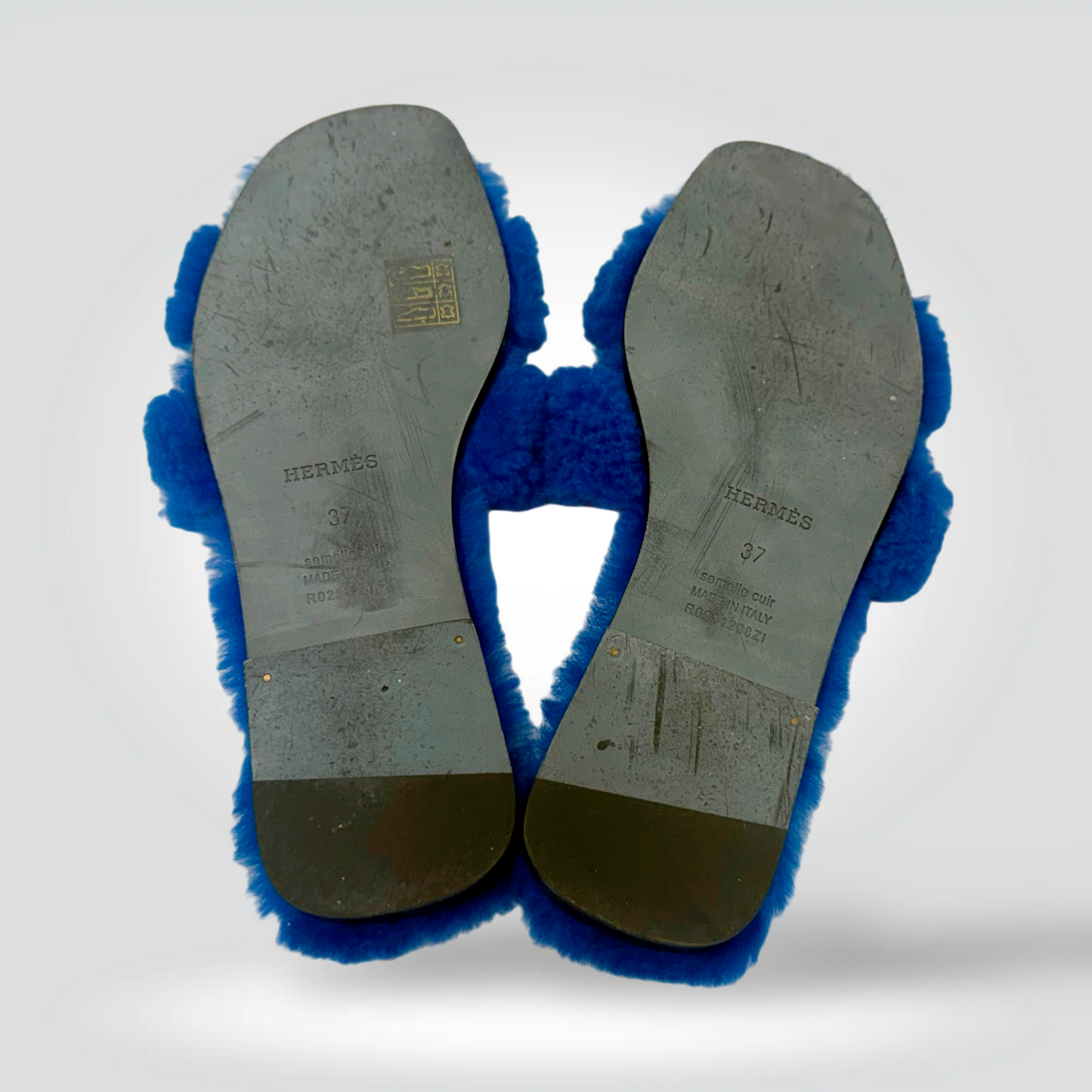 Hermès Shearling Slide Sandals Electric Blue — Size 38 Never worn | Style Reissue Vancouver