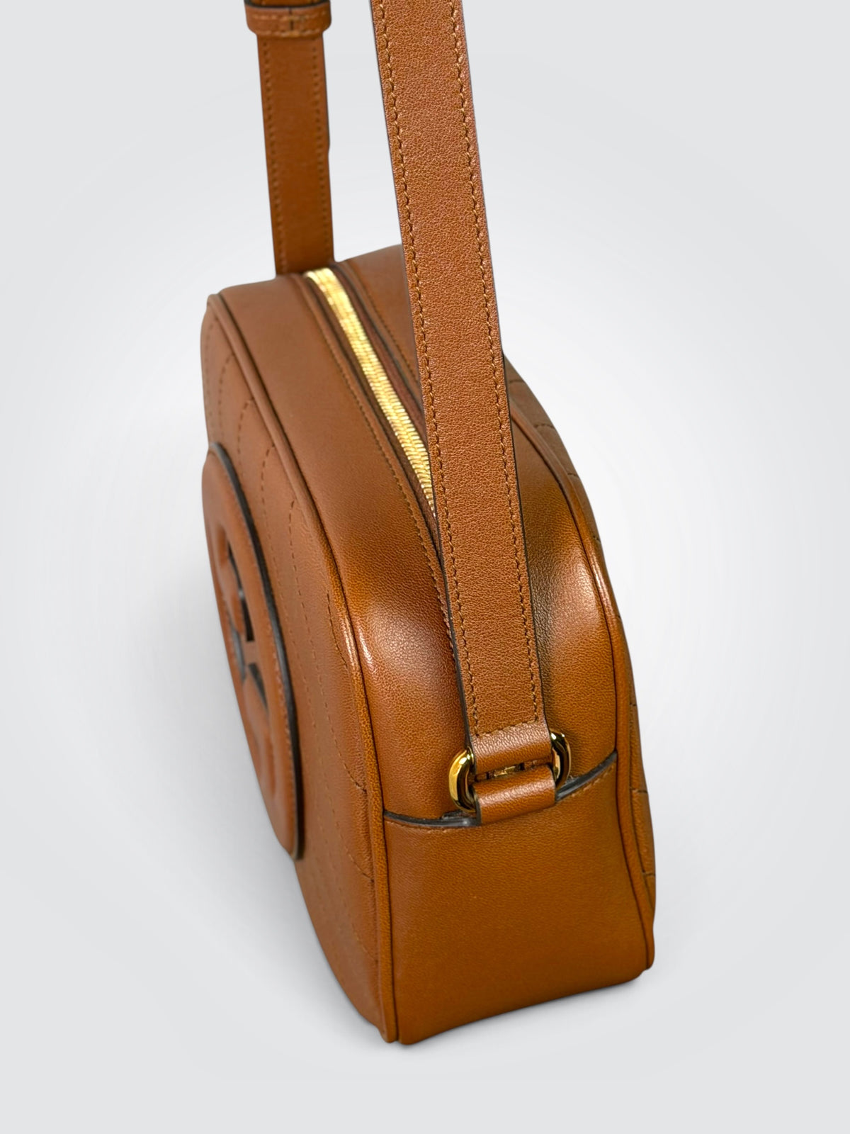Pre-Owned Gucci Blondie Small Shoulder Bag – Brown Leather with Interlocking G Logo and Tassel Detail