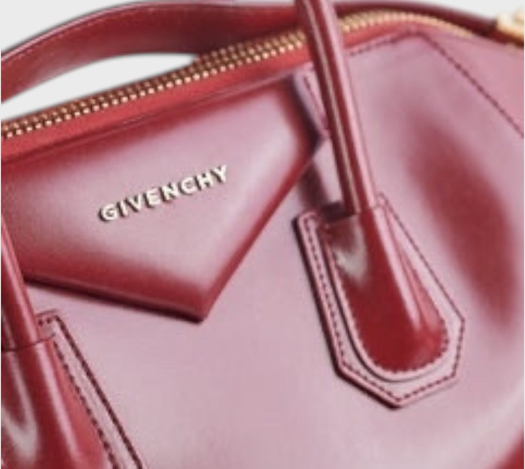 Givenchy Medium Antigona Bag