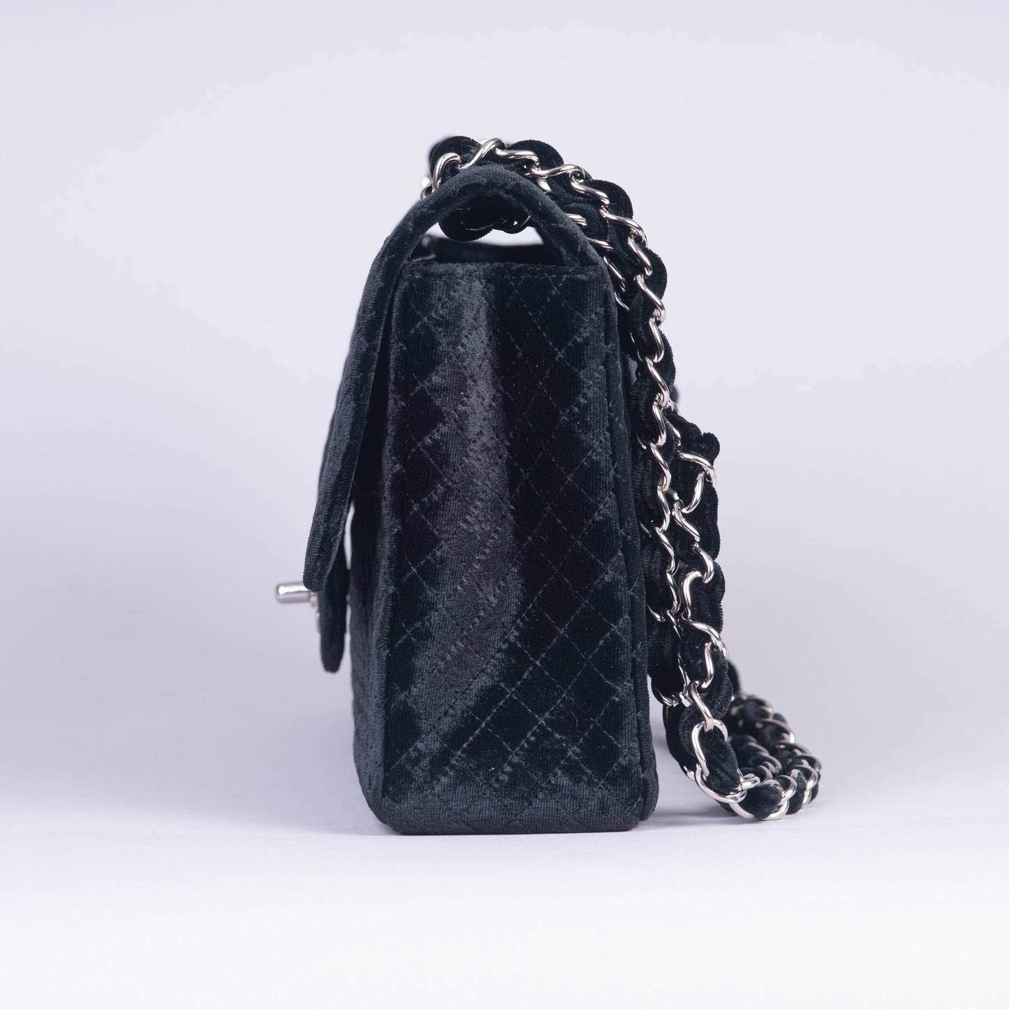 Pre-Owned Chanel Quilted Velvet Flap Bag