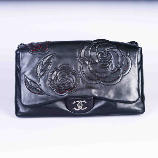 Pre-Owned Chanel Leather Camellia Shoulder Bag