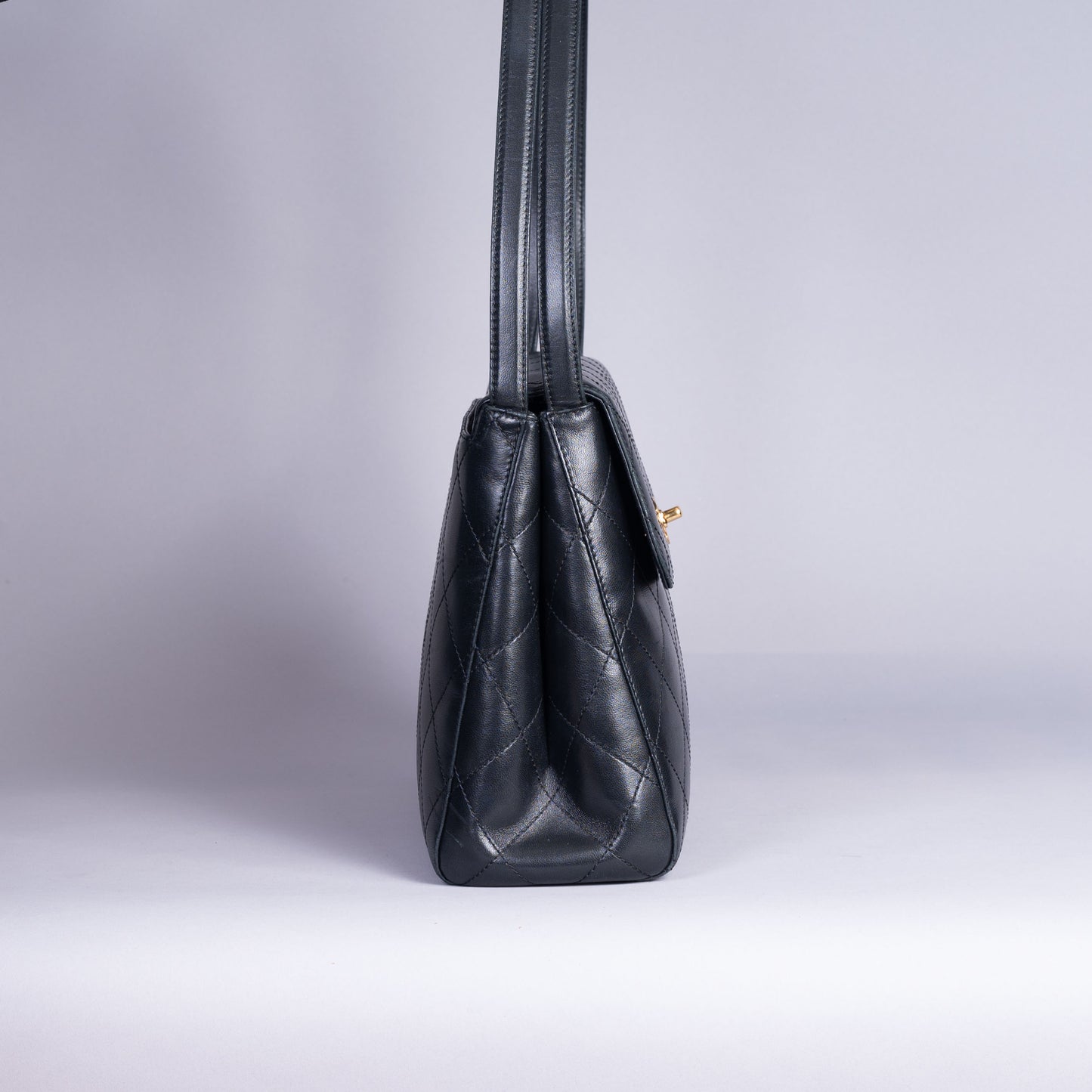 Pre-Owned Vintage Chanel Kelly Lambskin Shoulder Bag with 24K Gold Plating