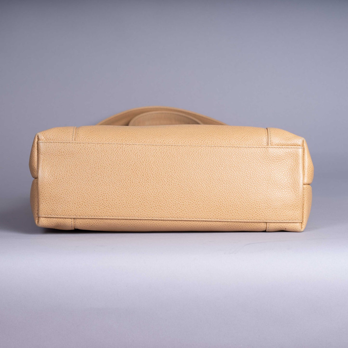 Pre-Owned Chanel Leather Shoulder Bag