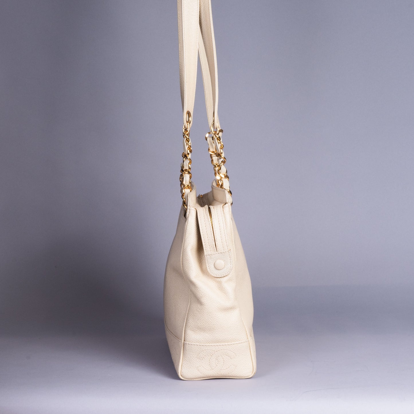 Pre-Owned Chanel Caviar Leather Tote Bag