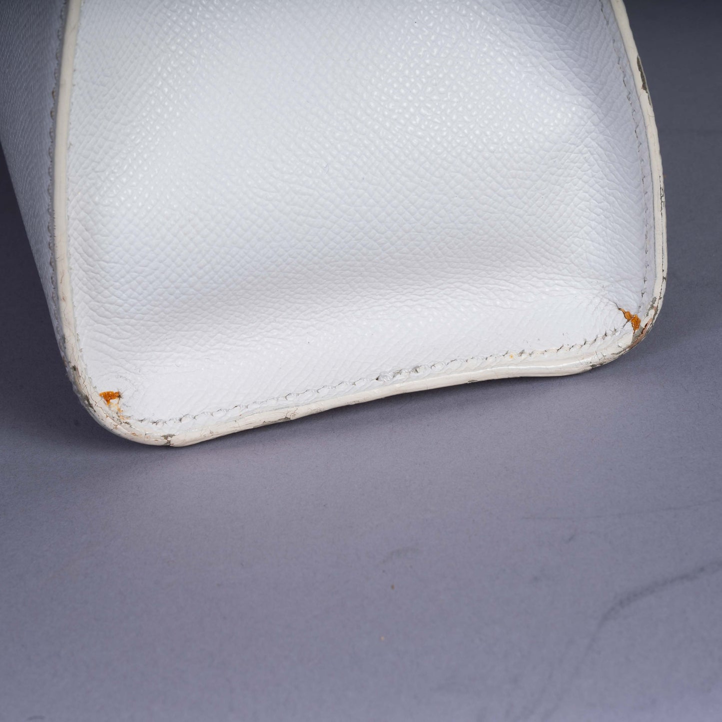 Pre-Owned Chanel Leather Shoulder Bag