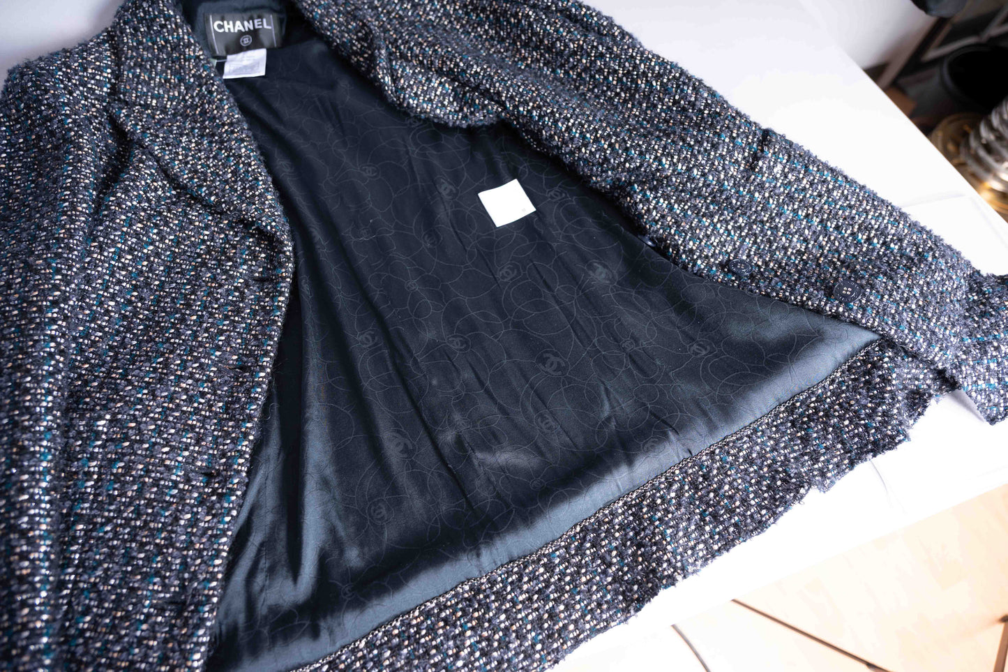 Pre-Owned Chanel Tweed Blazer (46)