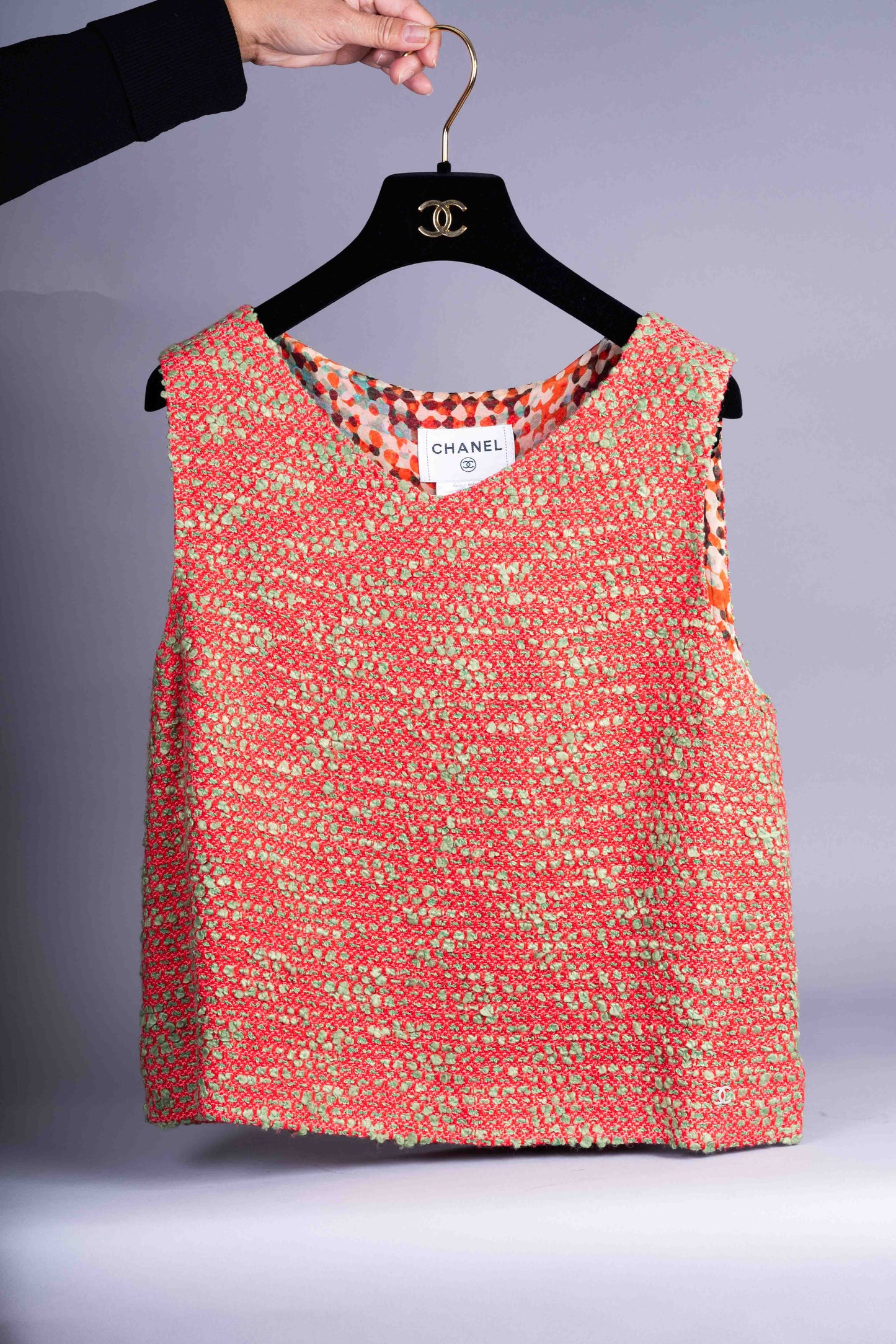 Pre-Owned Chanel Tweed Sleeveless Top (42)