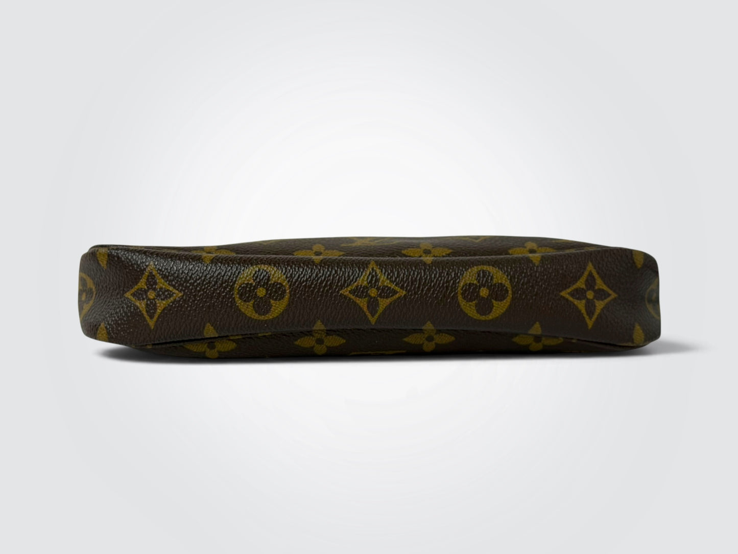 Pre-Owned Vintage Louis Vuitton Monogram Pochette Accessoires Shoulder Bag – Brown Coated Canvas with Natural Leather Strap