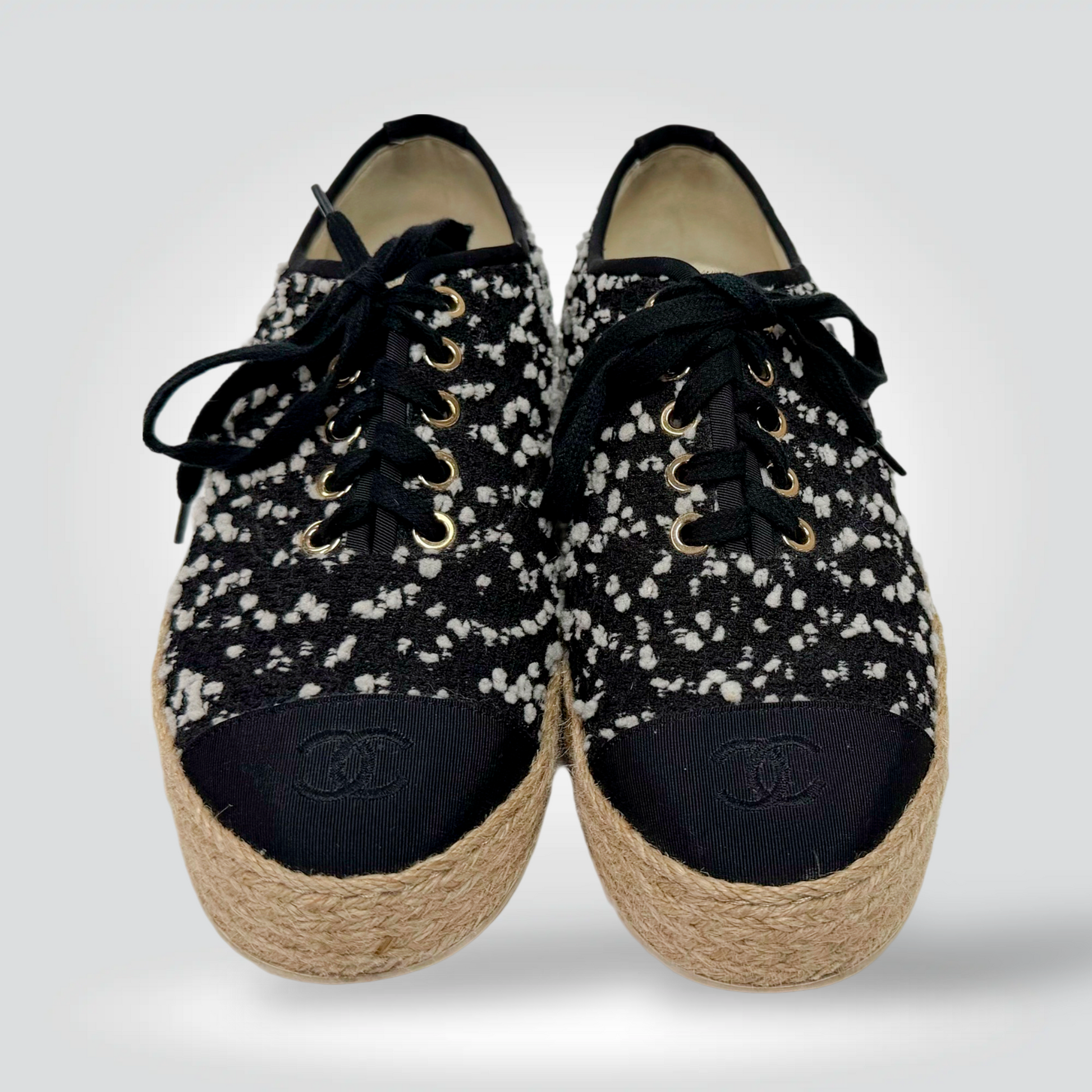 Pre-Owned Chanel black white tweed lace-up espadrille sneaker gold CC eyelets jute platform sole — Style Reissue Vancouver
