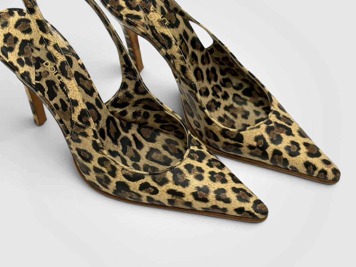 Pre-Owned Dolce & Gabbana Leopard Print Slingback Pointed-Toe Pumps