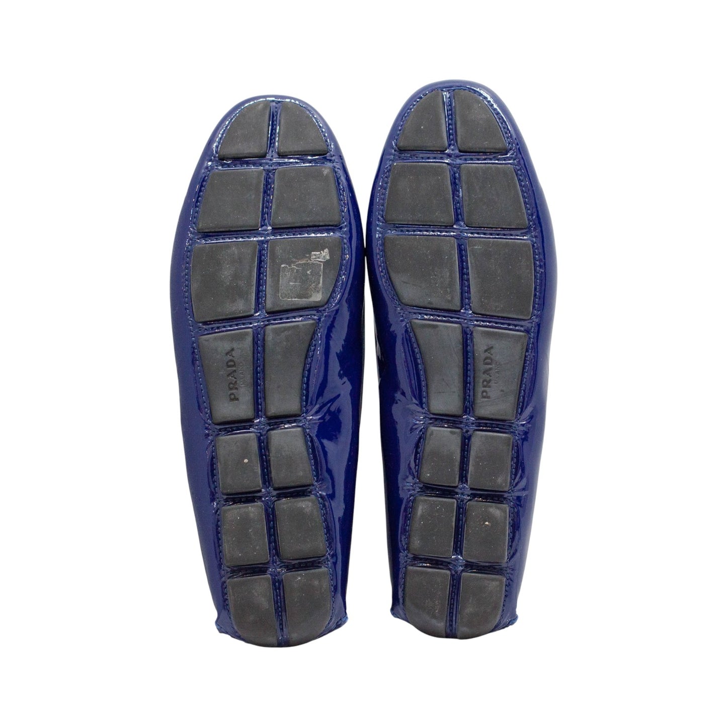 Pre-Owned Prada Patent Leather Loafers (40)