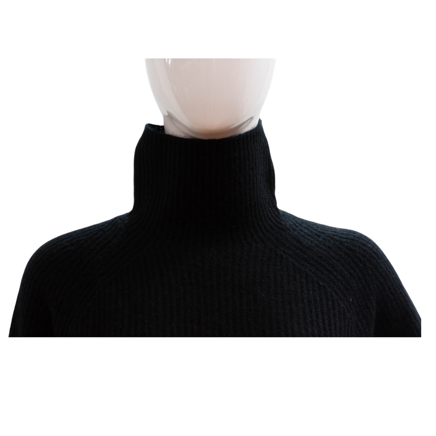 Pre-Owned Max Mara Ribbed Turtleneck Sweater (S)