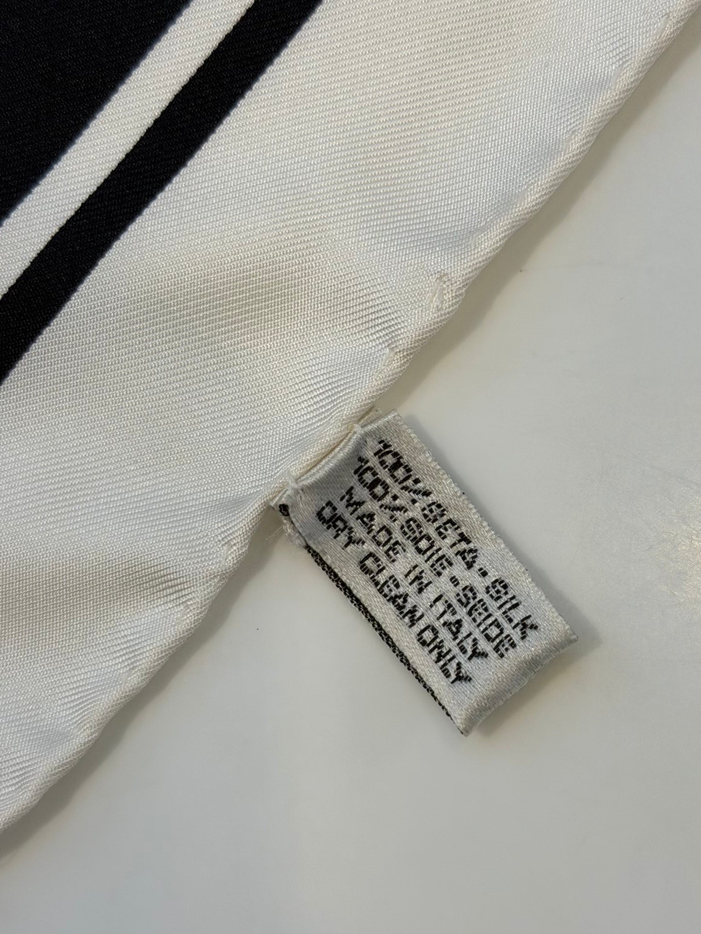 Pre-Owned Chanel Black White Pink CC Logo Camellia Floral Print Silk Scarf — Pristine | Style Reissue Vancouver