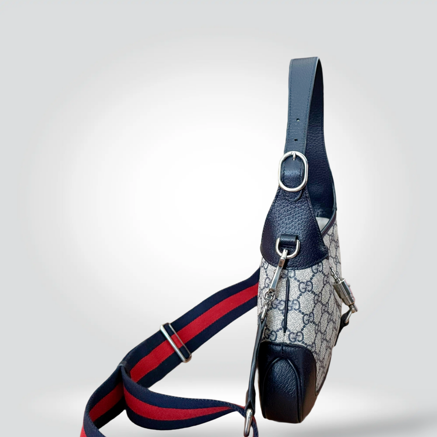 Pre-Owned Gucci Jackie 1961 Small Navy GG Supreme Canvas Web Stripe Crossbody Bag Silver Hardware — Excellent | Style Reissue Vancouver