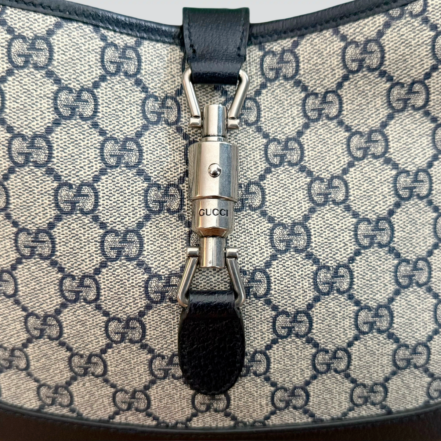 Pre-Owned Gucci Jackie 1961 Small Navy GG Supreme Canvas Web Stripe Crossbody Bag Silver Hardware — Excellent | Style Reissue Vancouver