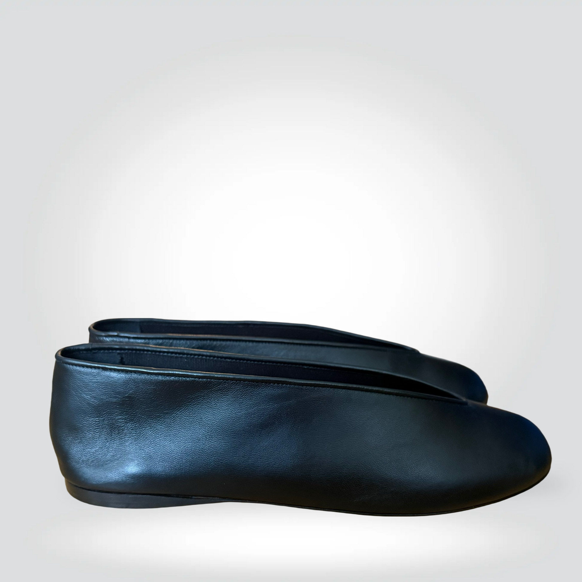 Pre-Owned Moschino black leather round toe slip-on flat — Style Reissue Vancouver