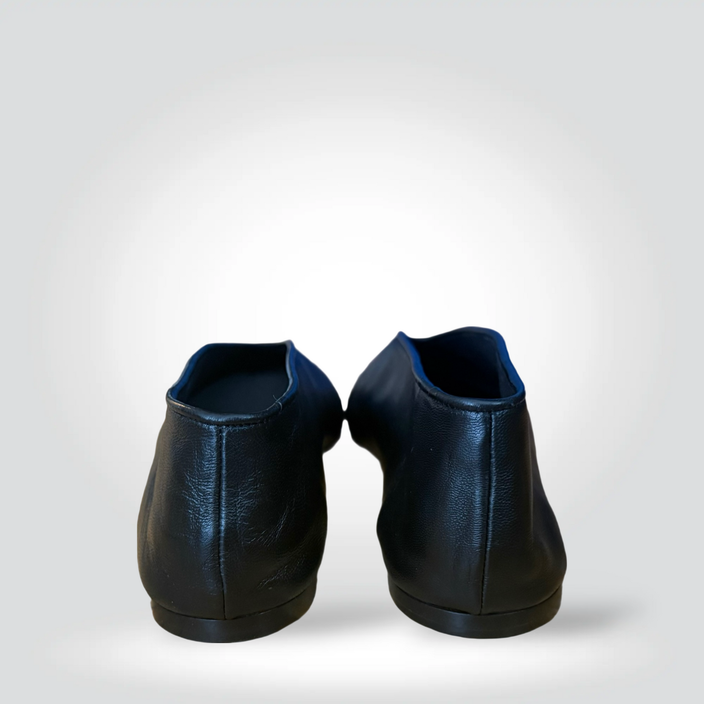 Pre-Owned Moschino Black Leather Round Toe Slip-On Flat — Size 39 — Pristine | Style Reissue Vancouver