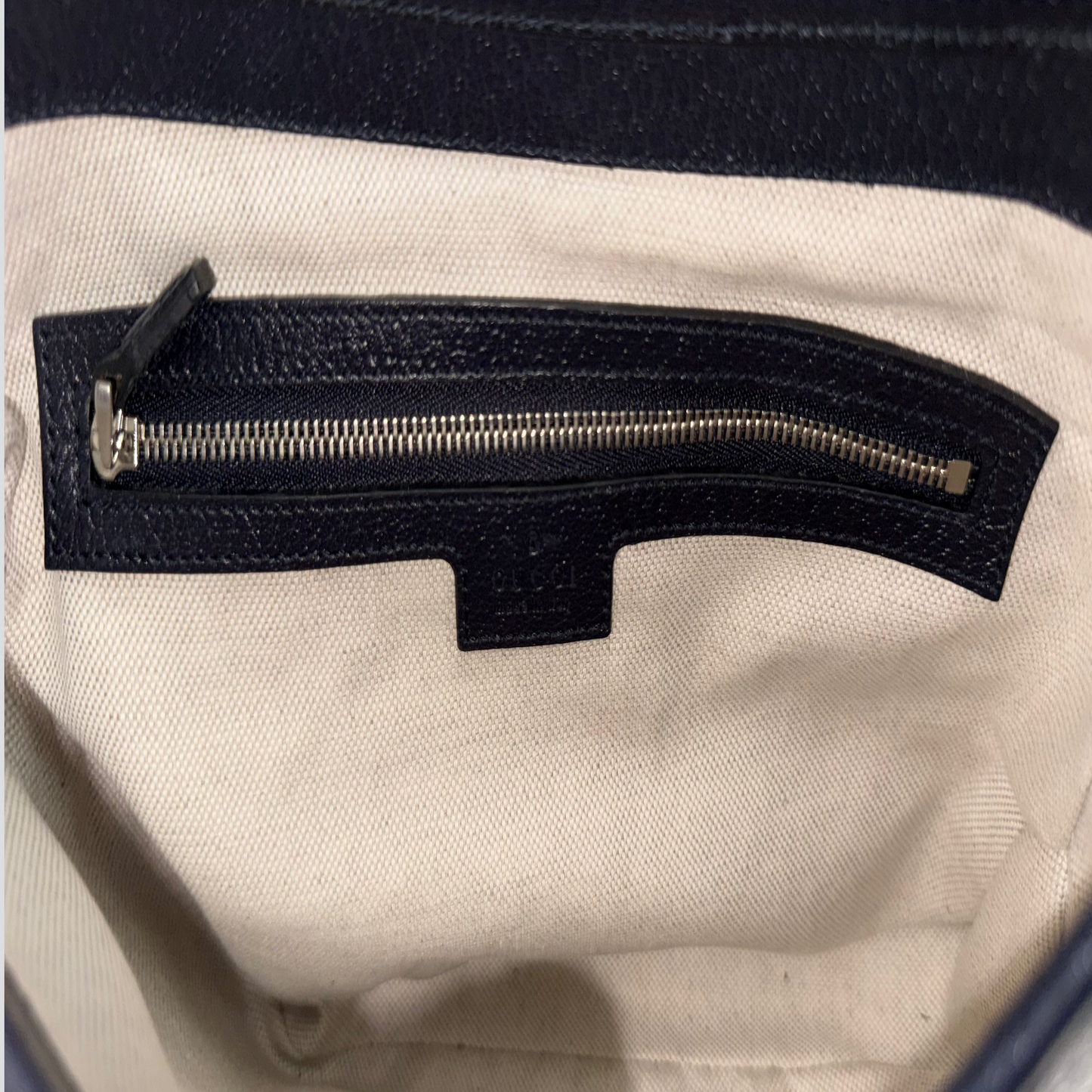 Pre-Owned Gucci Jackie 1961 Small Navy GG Supreme Canvas Web Stripe Crossbody Bag Silver Hardware — Excellent | Style Reissue Vancouver