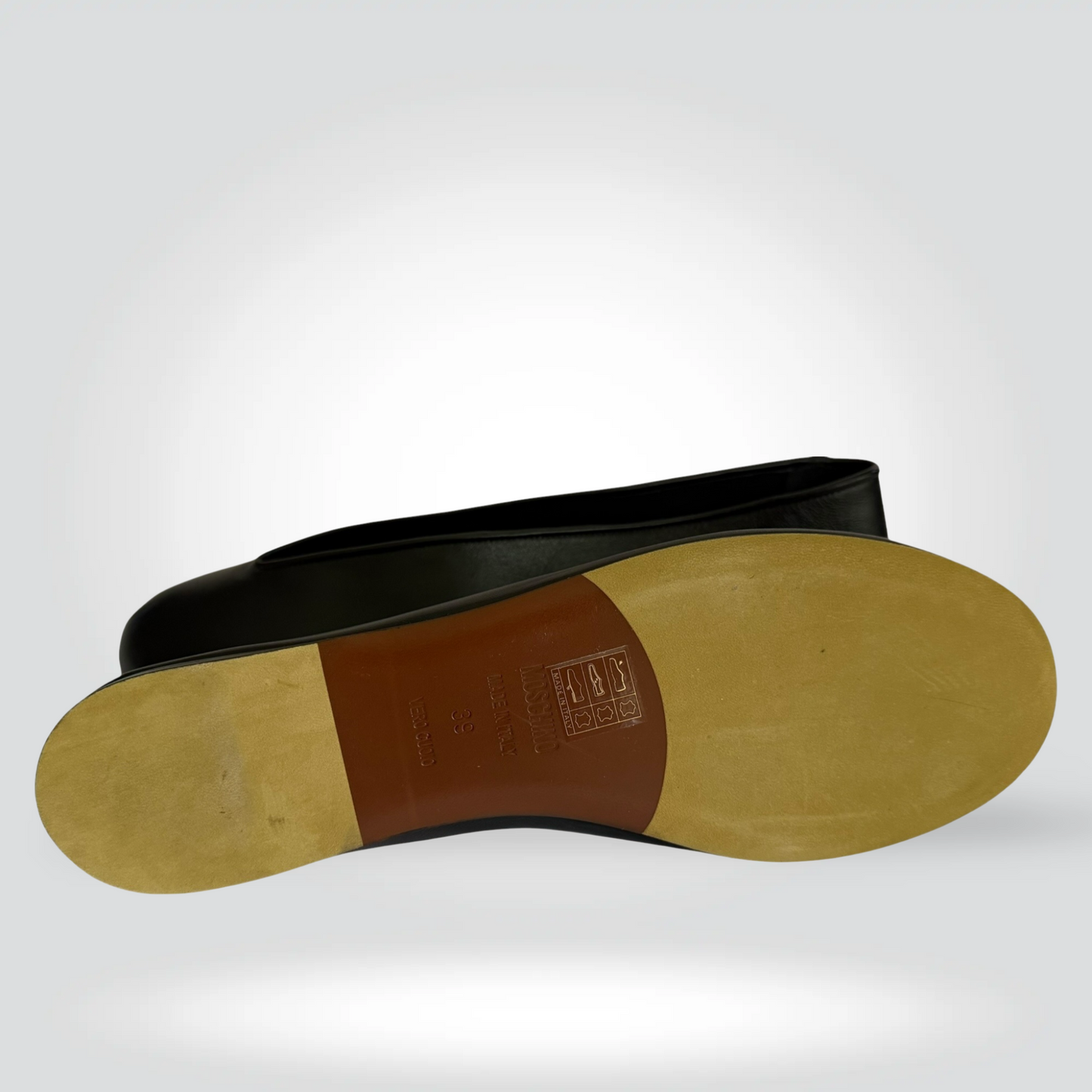 Pre-Owned Moschino Black Leather Round Toe Ballet Flat — Size 39 — Pristine | Style Reissue Vancouver