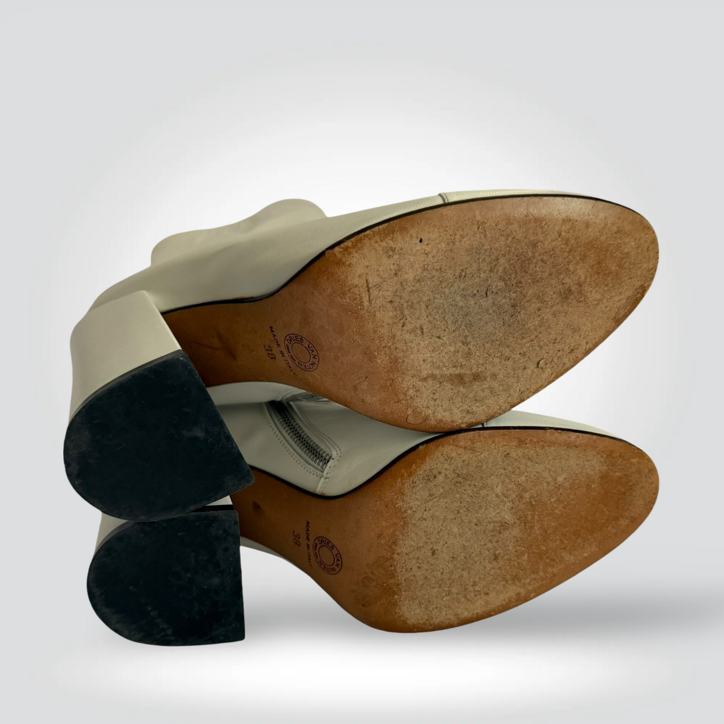 Pre-Owned Dries Van Noten Cream Ivory Leather Round Toe Block Heel Ankle Boot — Size 37 — Very Good | Style Reissue Vancouver